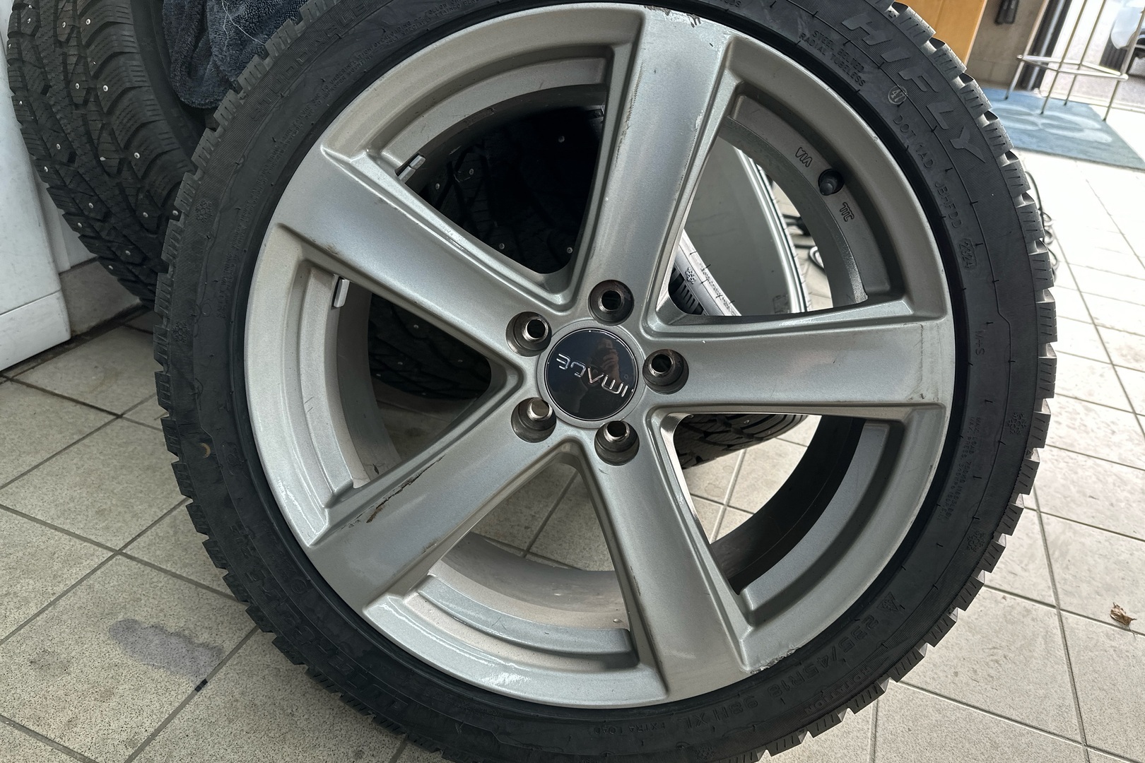 VOLVO V60 2021