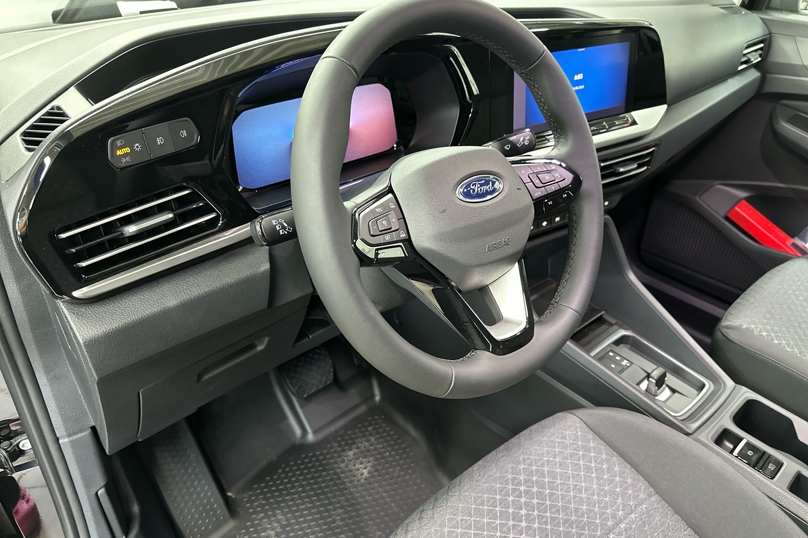 FORD Transit Connect 2025