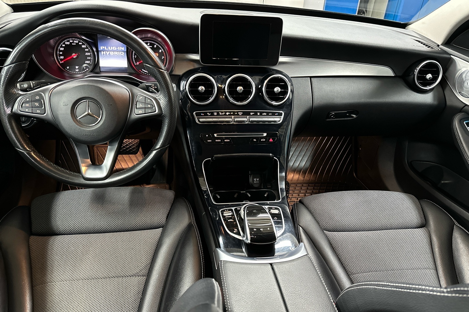 MERCEDES-BENZ C 2017