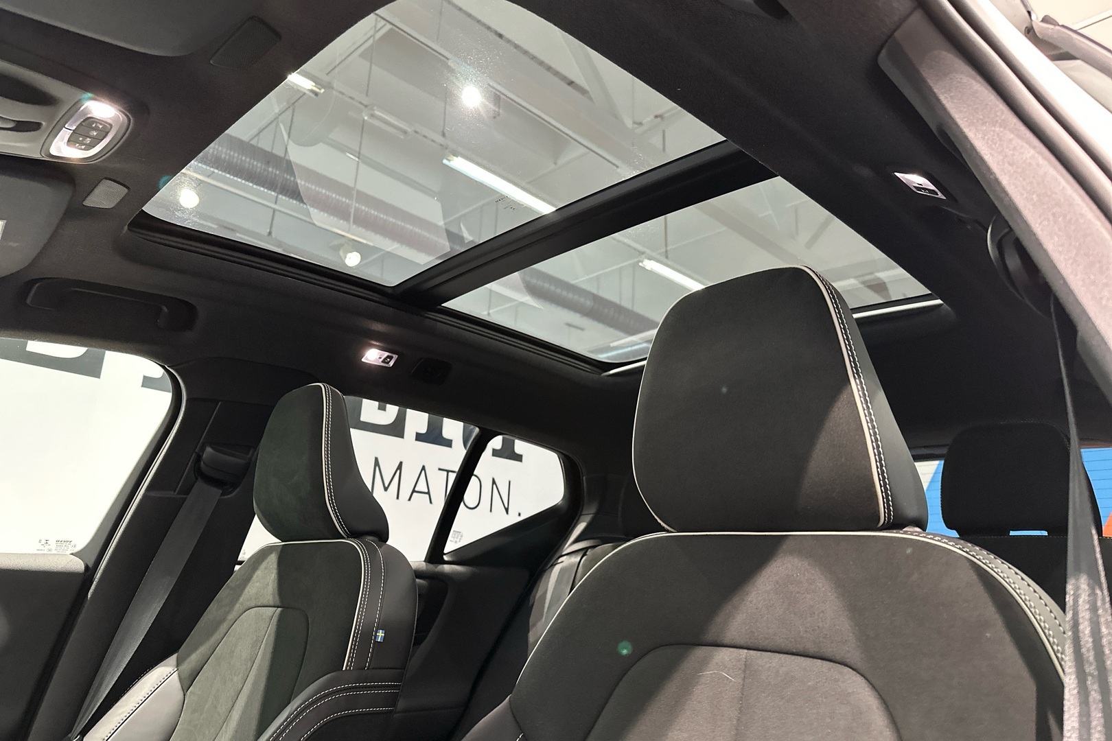 VOLVO XC40 2022