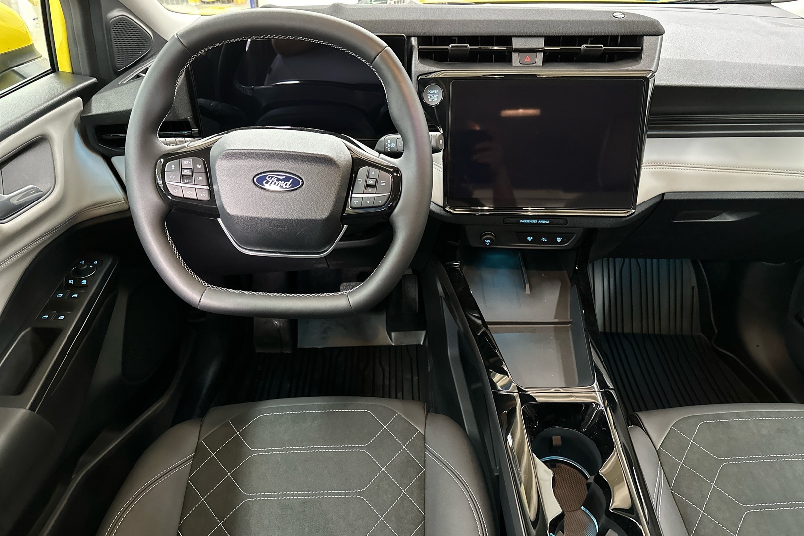 FORD Puma Gen-E 2025