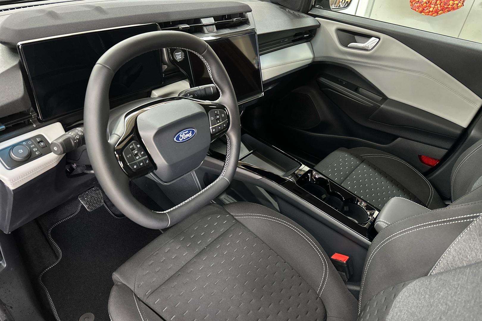 FORD Puma Gen-E 2025