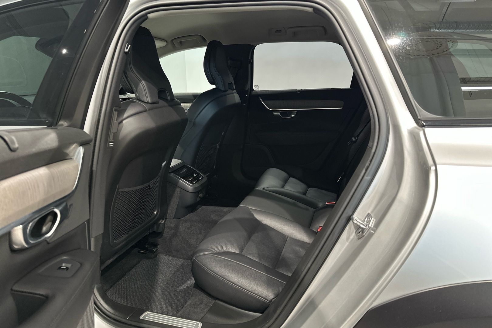 VOLVO V90 Cross Country 2021