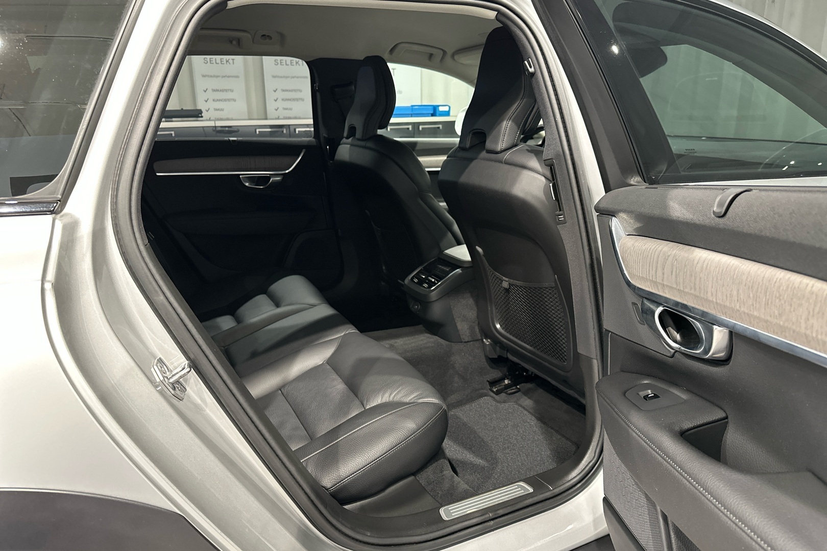 VOLVO V90 Cross Country 2021