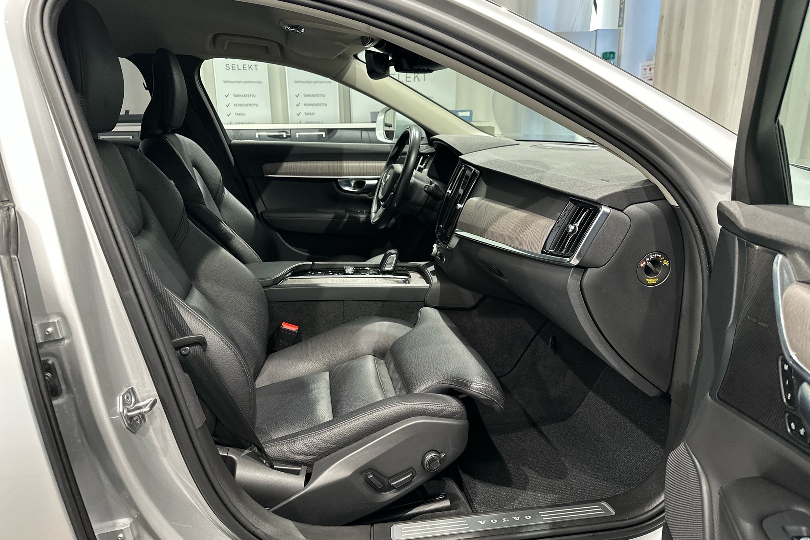 VOLVO V90 Cross Country 2021