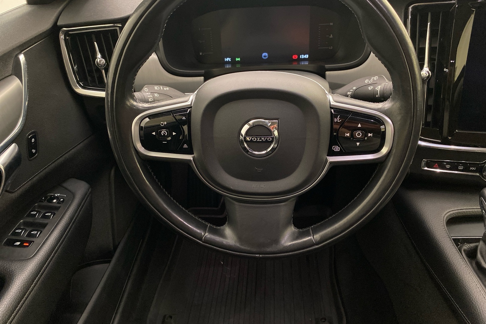 VOLVO V90 2018
