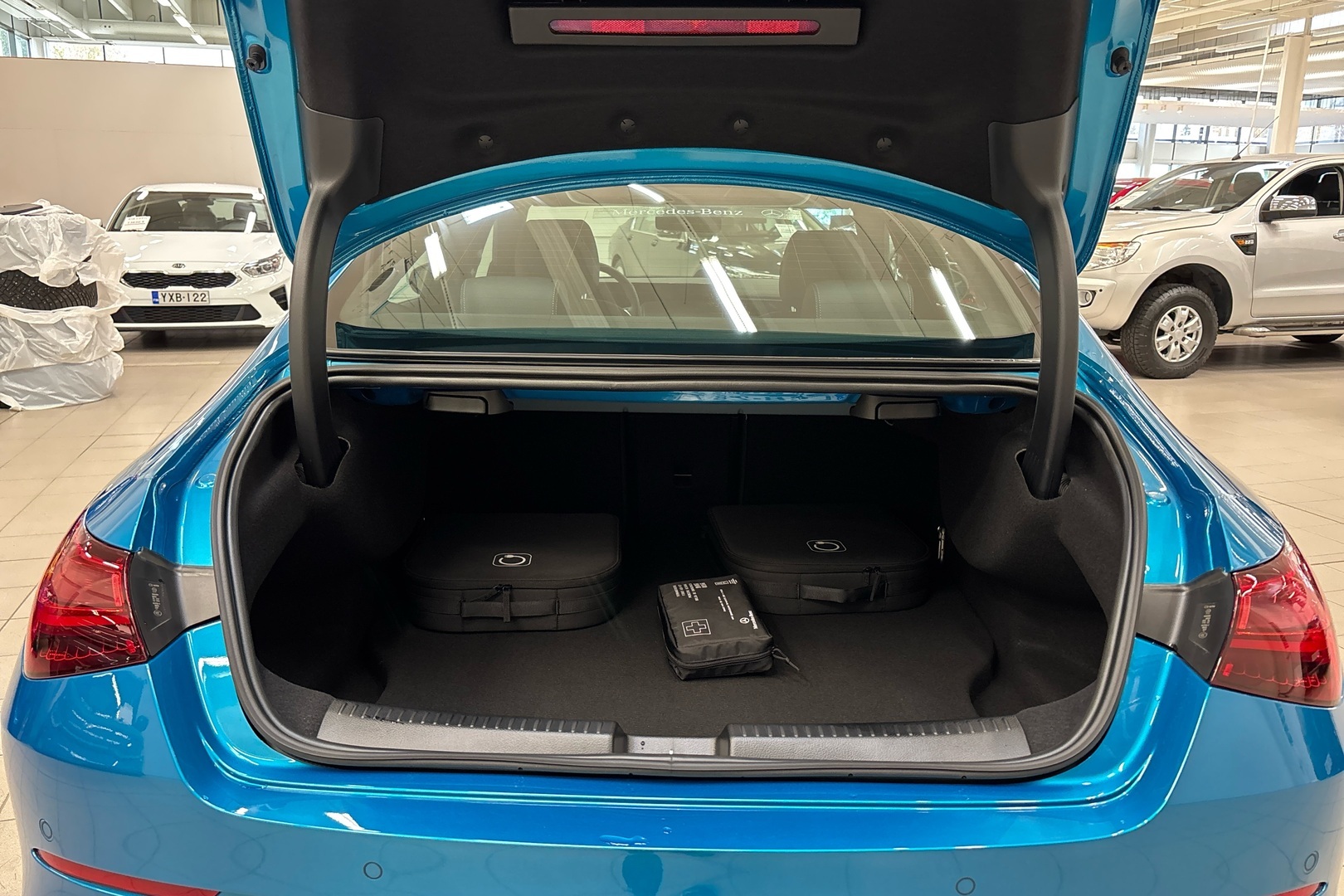 MERCEDES-BENZ CLA 2025