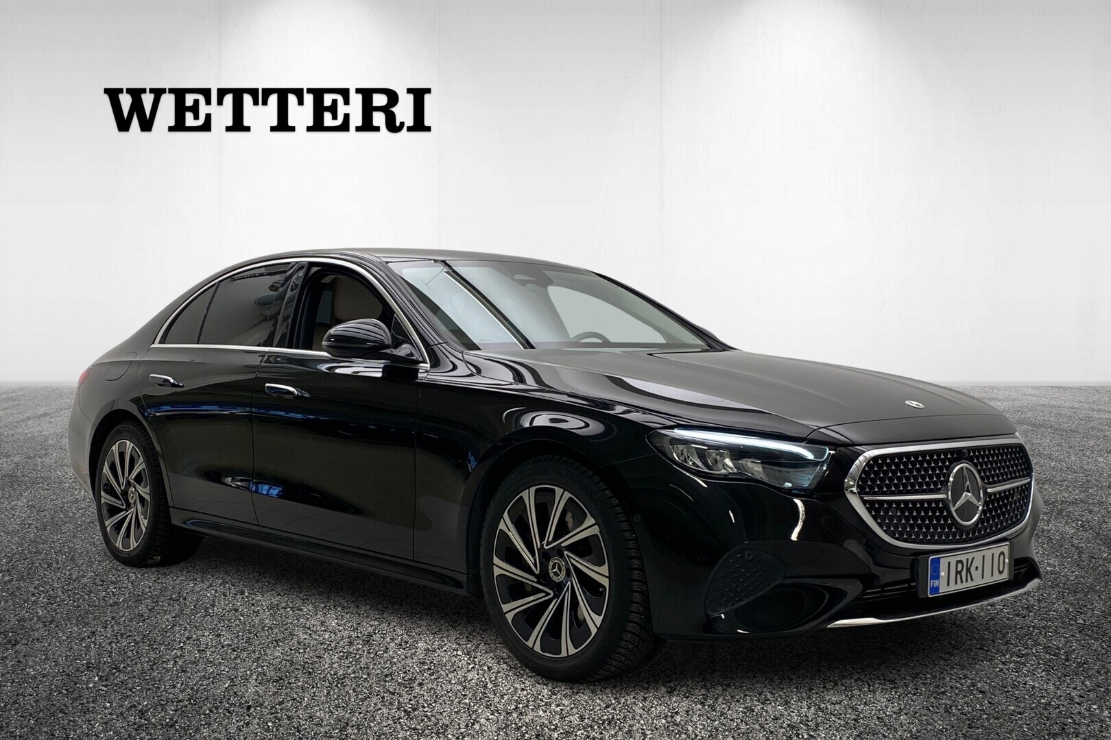MERCEDES-BENZ E 2023
