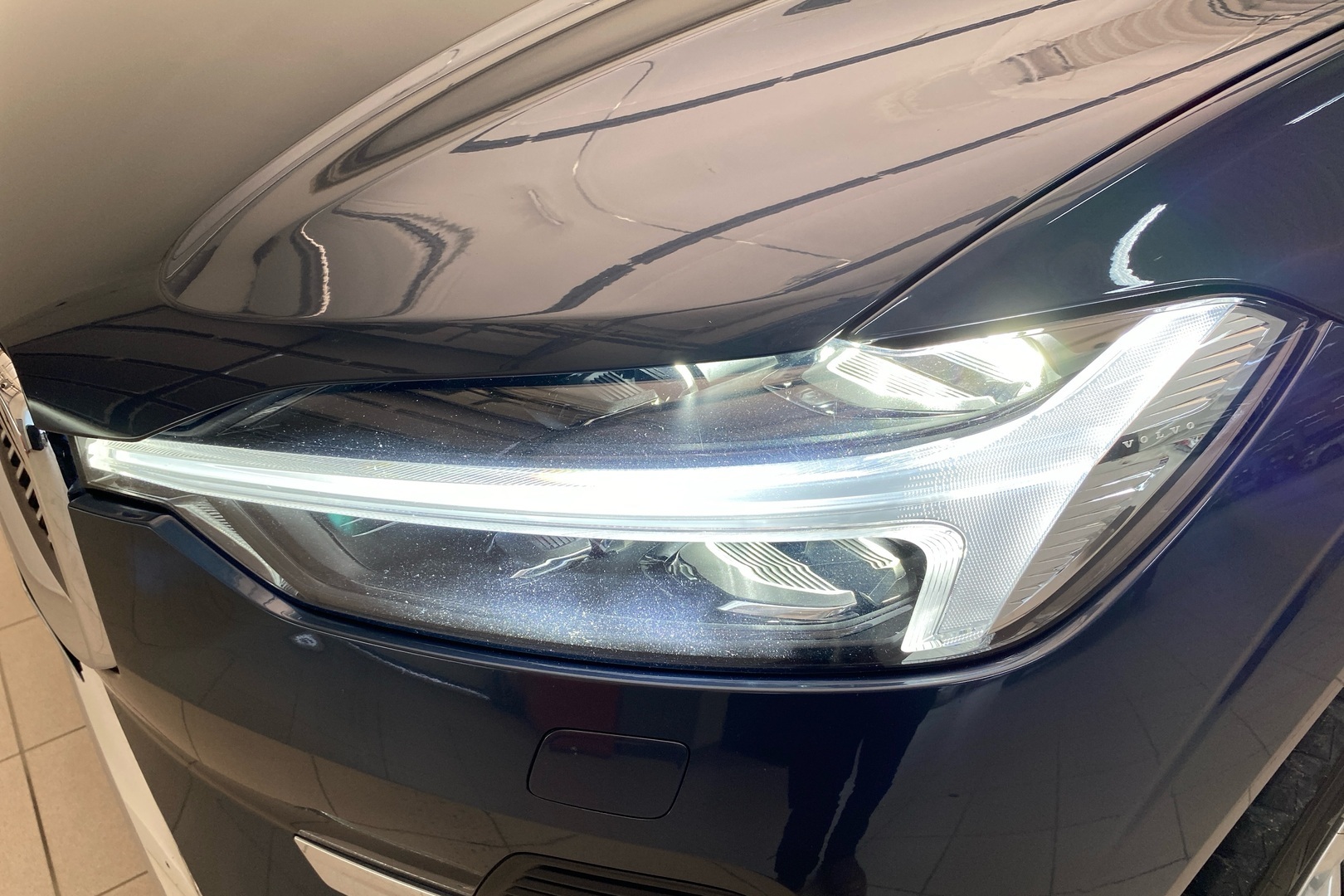 VOLVO XC60 2022