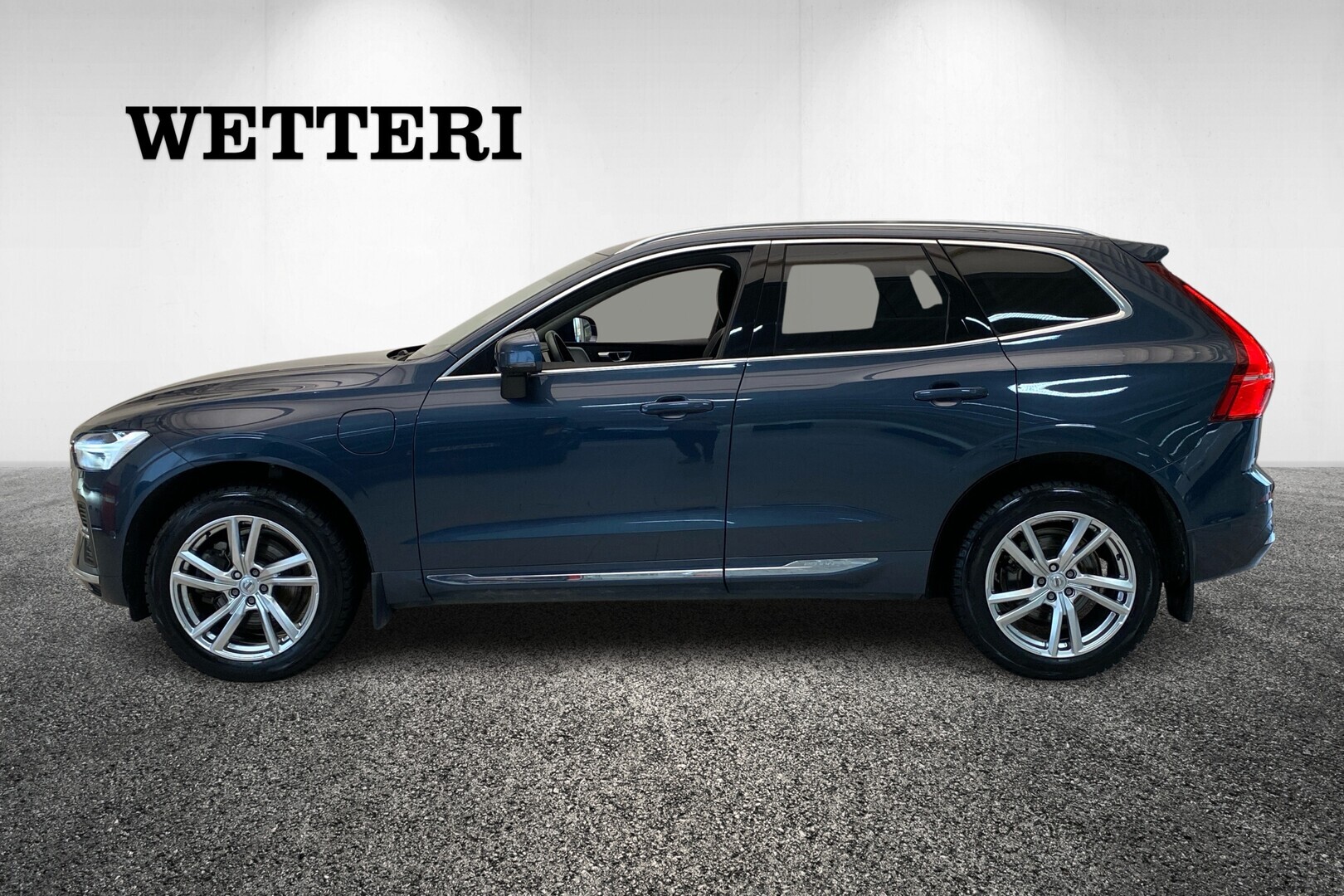 VOLVO XC60 2022