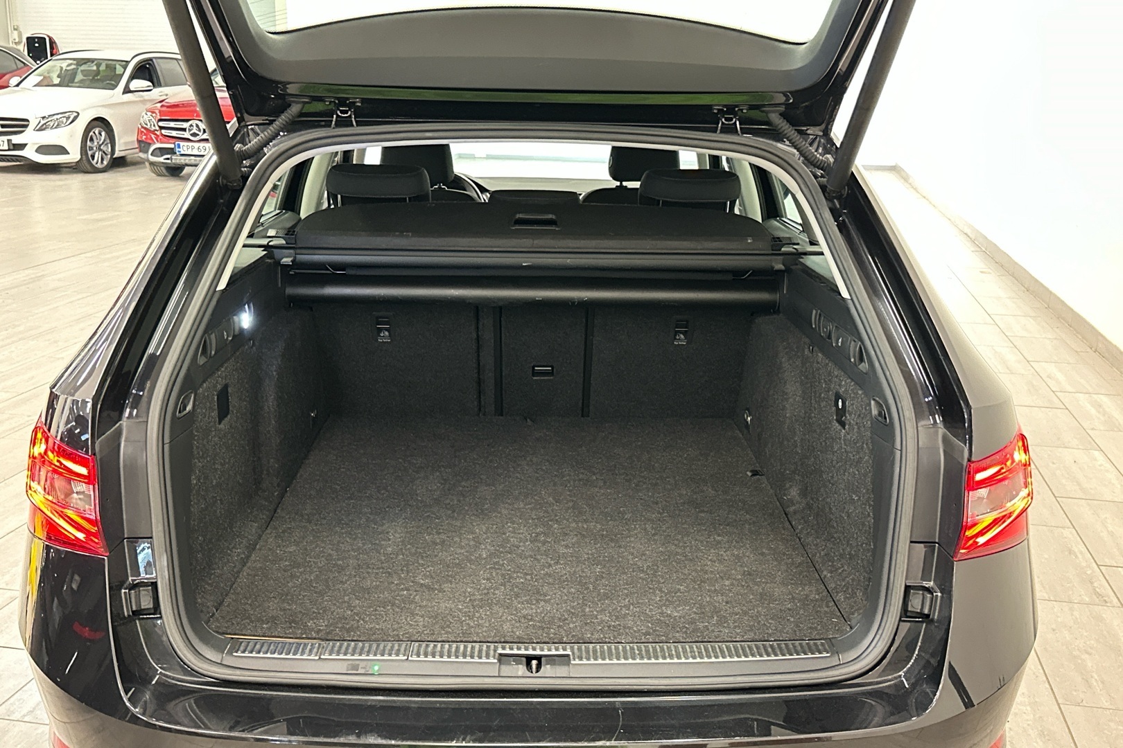 SKODA SUPERB COMBI 2020