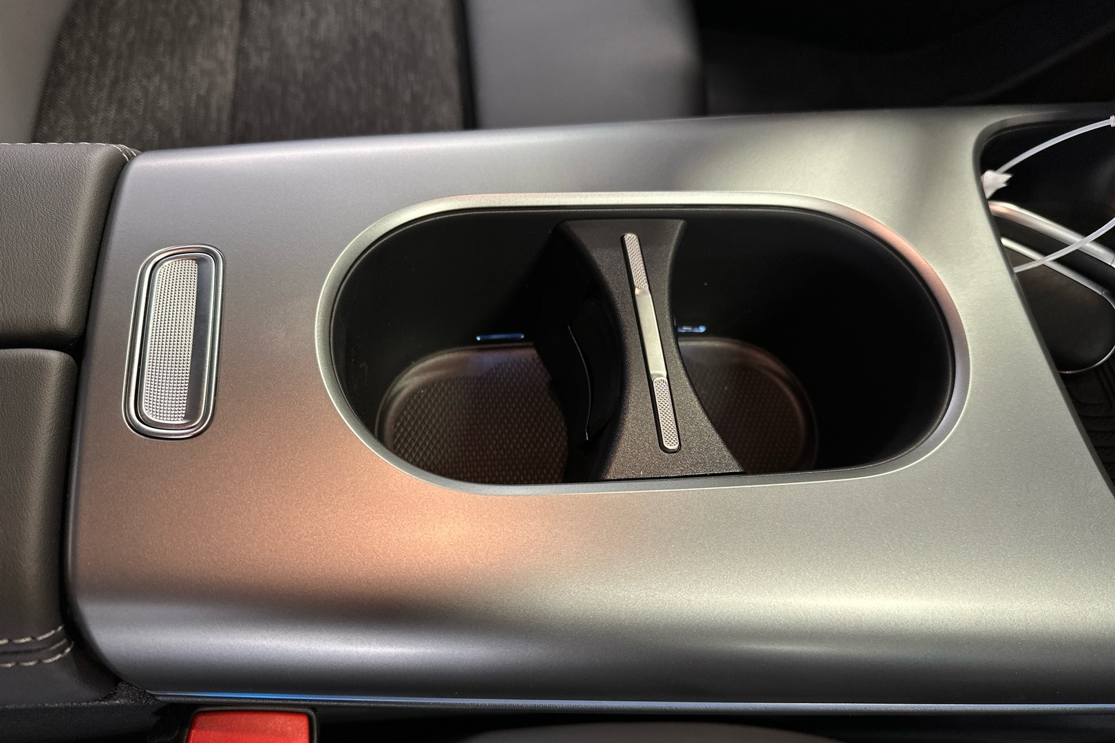 MERCEDES-BENZ CLA 2025