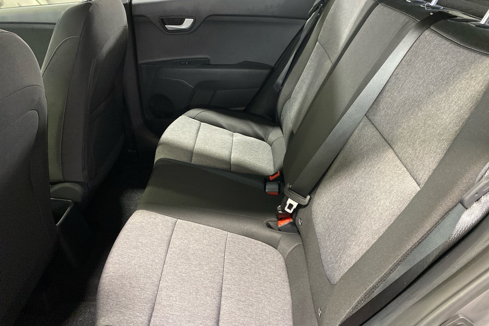 KIA STONIC 2024