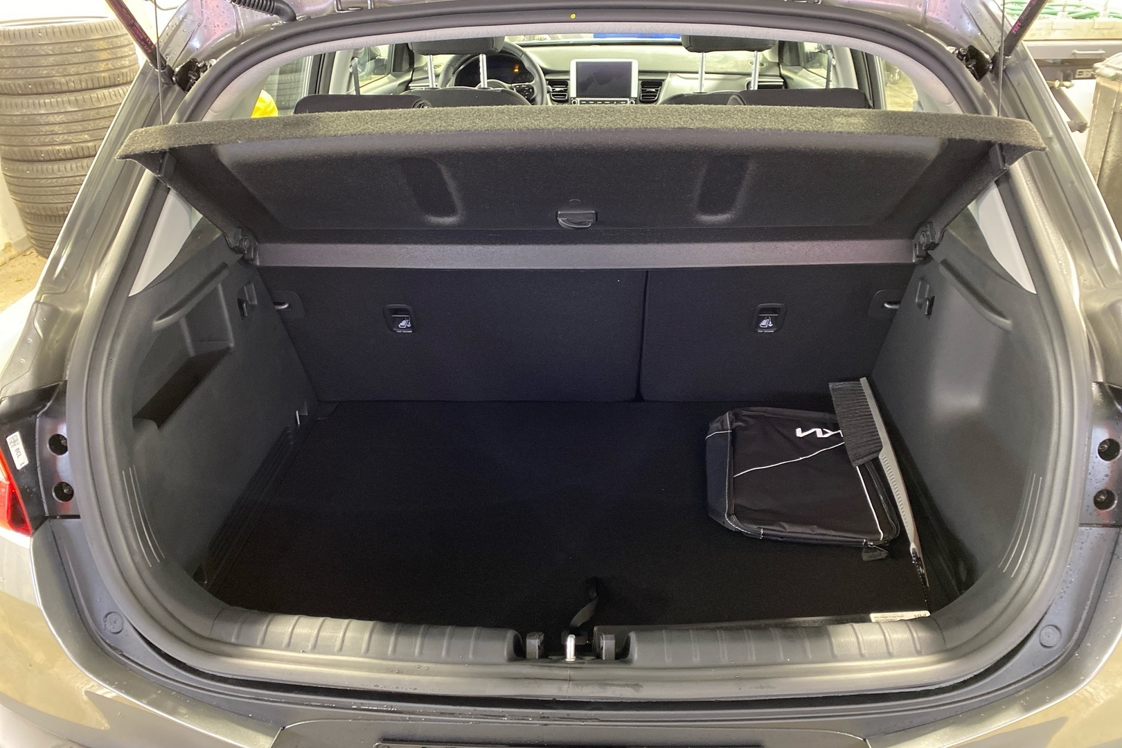 KIA STONIC 2024
