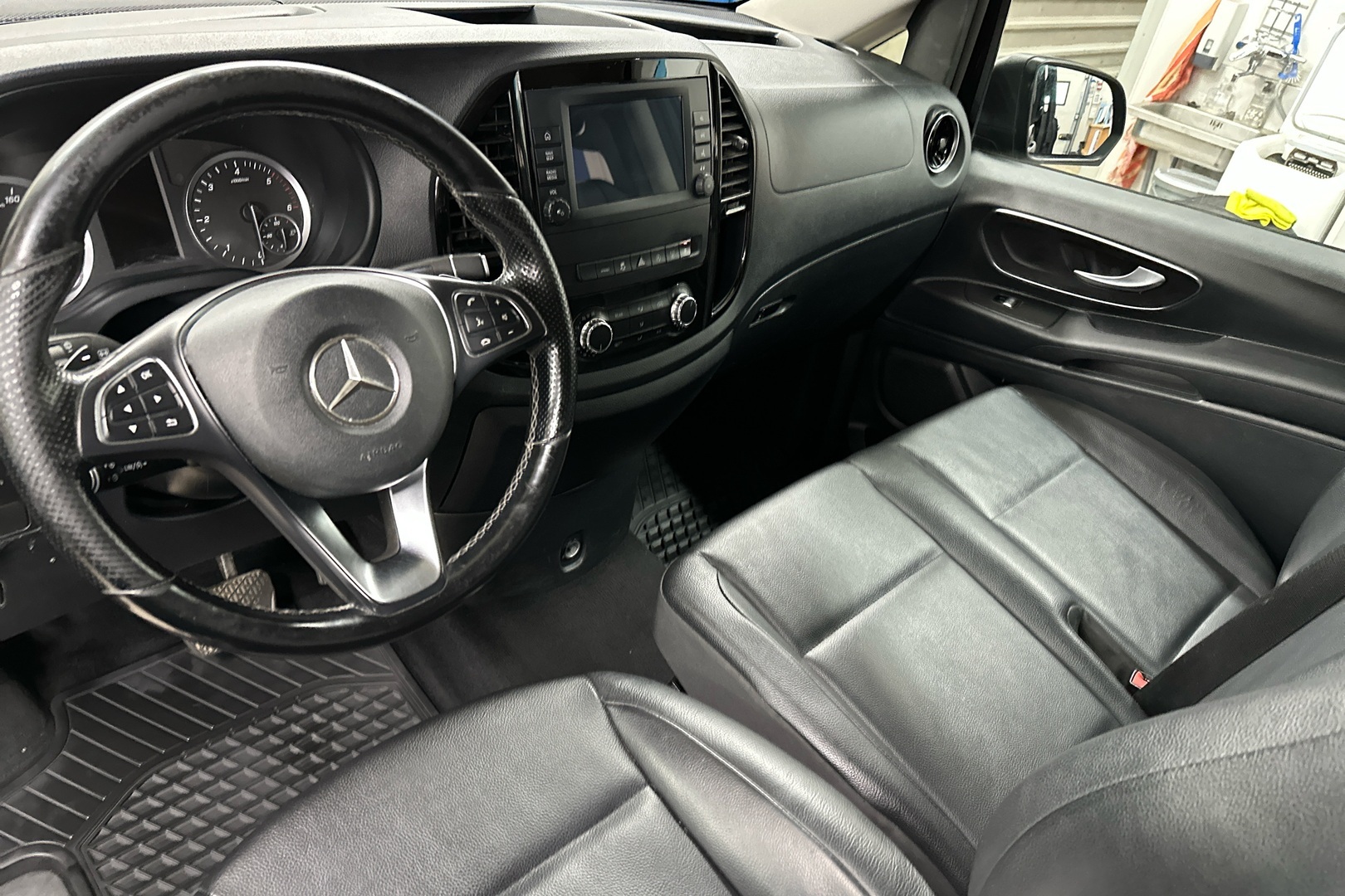 MERCEDES-BENZ Vito 2021