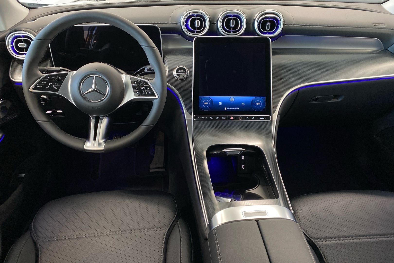 MERCEDES-BENZ GLC 2025