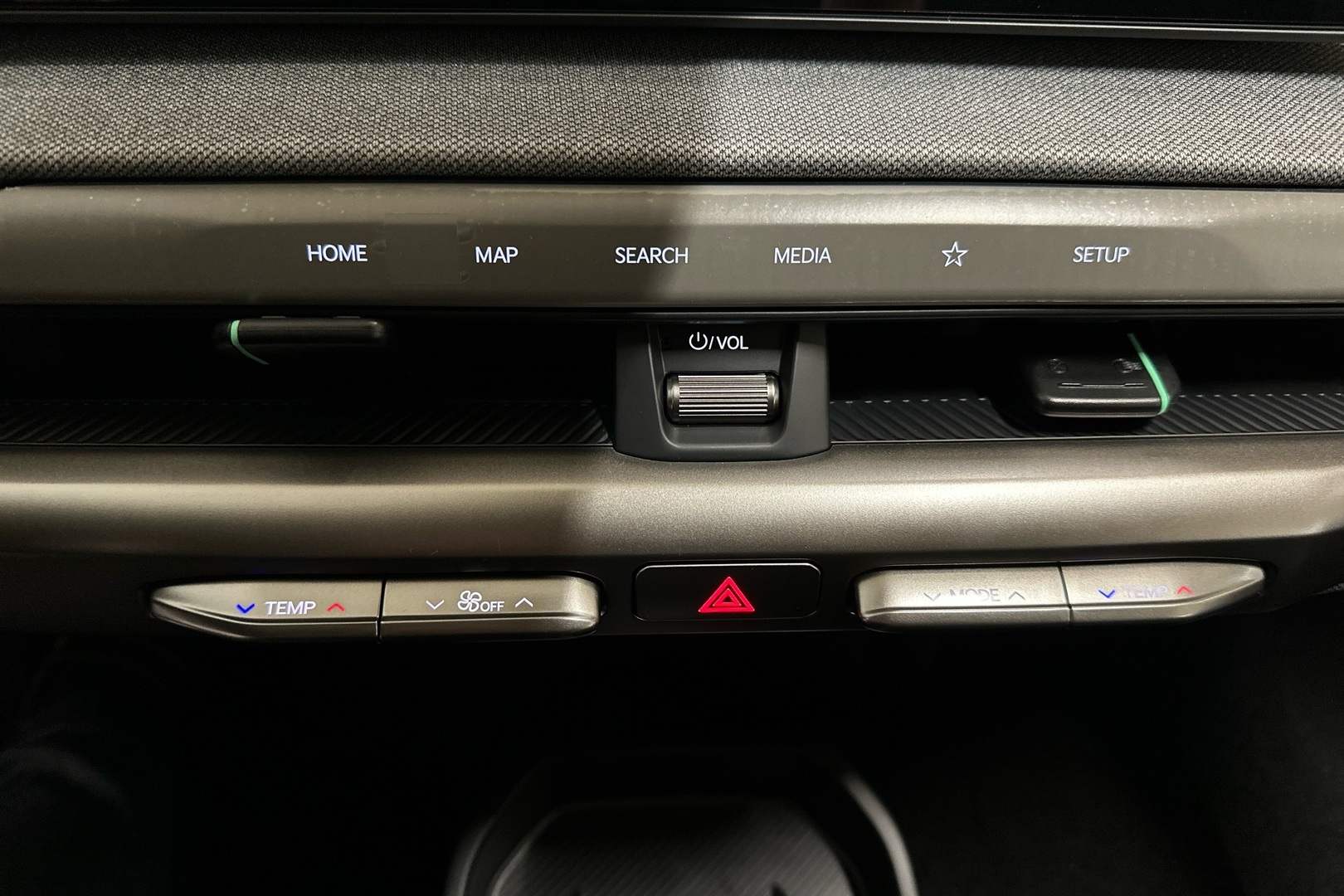 KIA EV4 2026