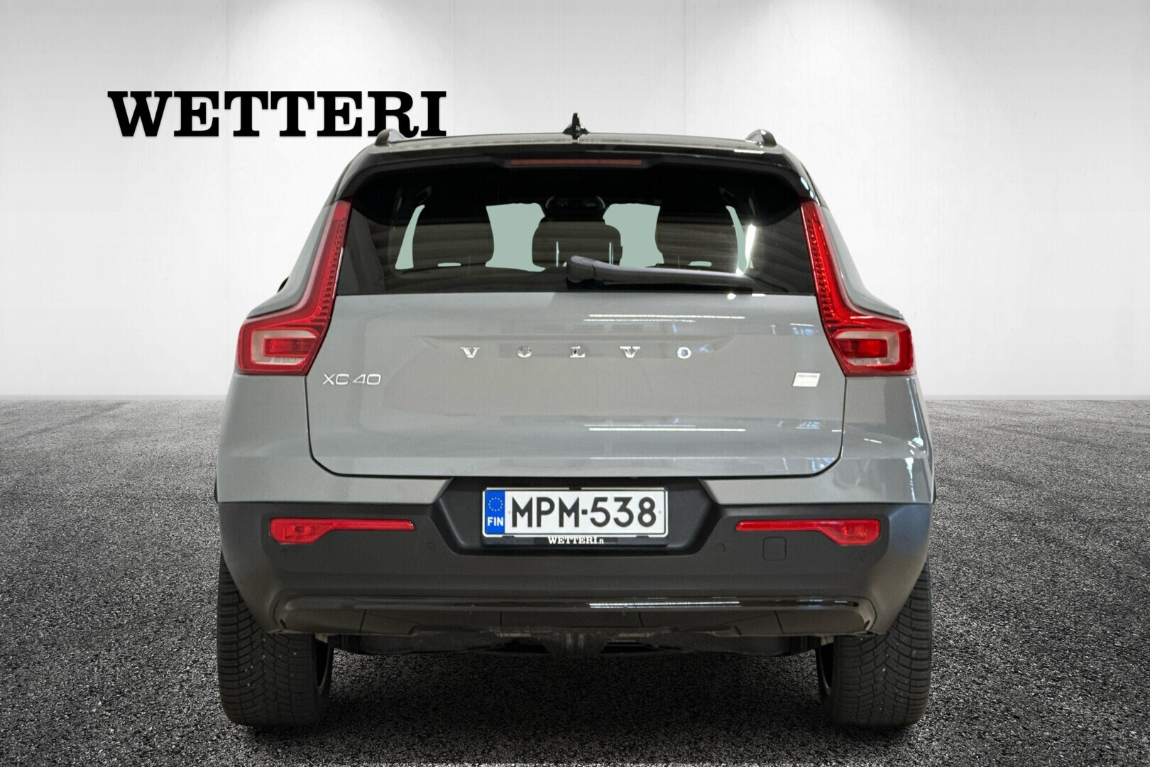 VOLVO XC40 2024