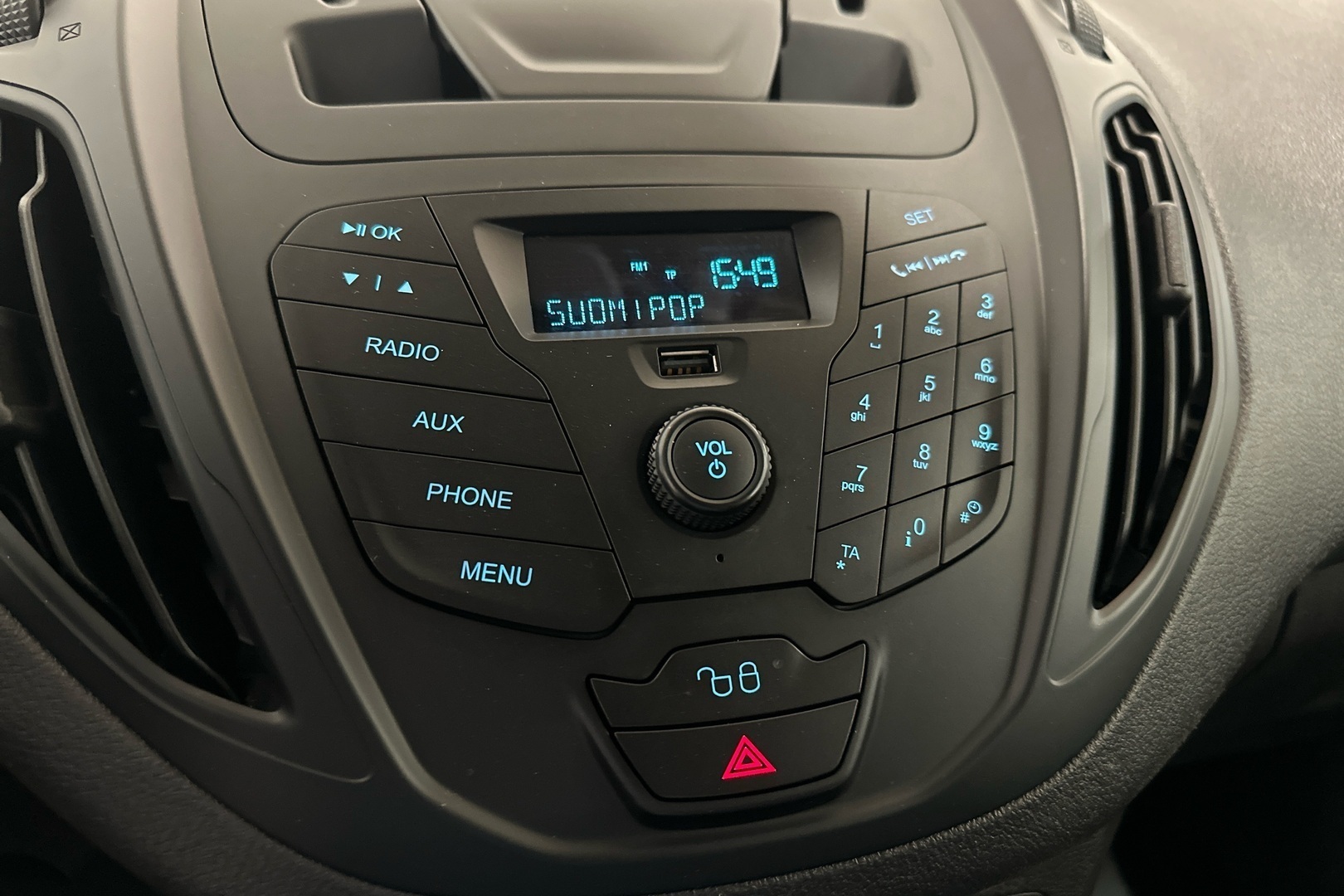 FORD Transit Courier 2015