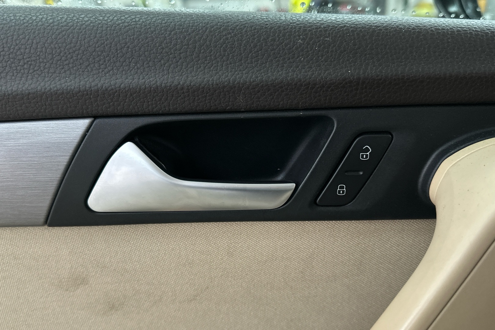 VOLKSWAGEN Passat 2014