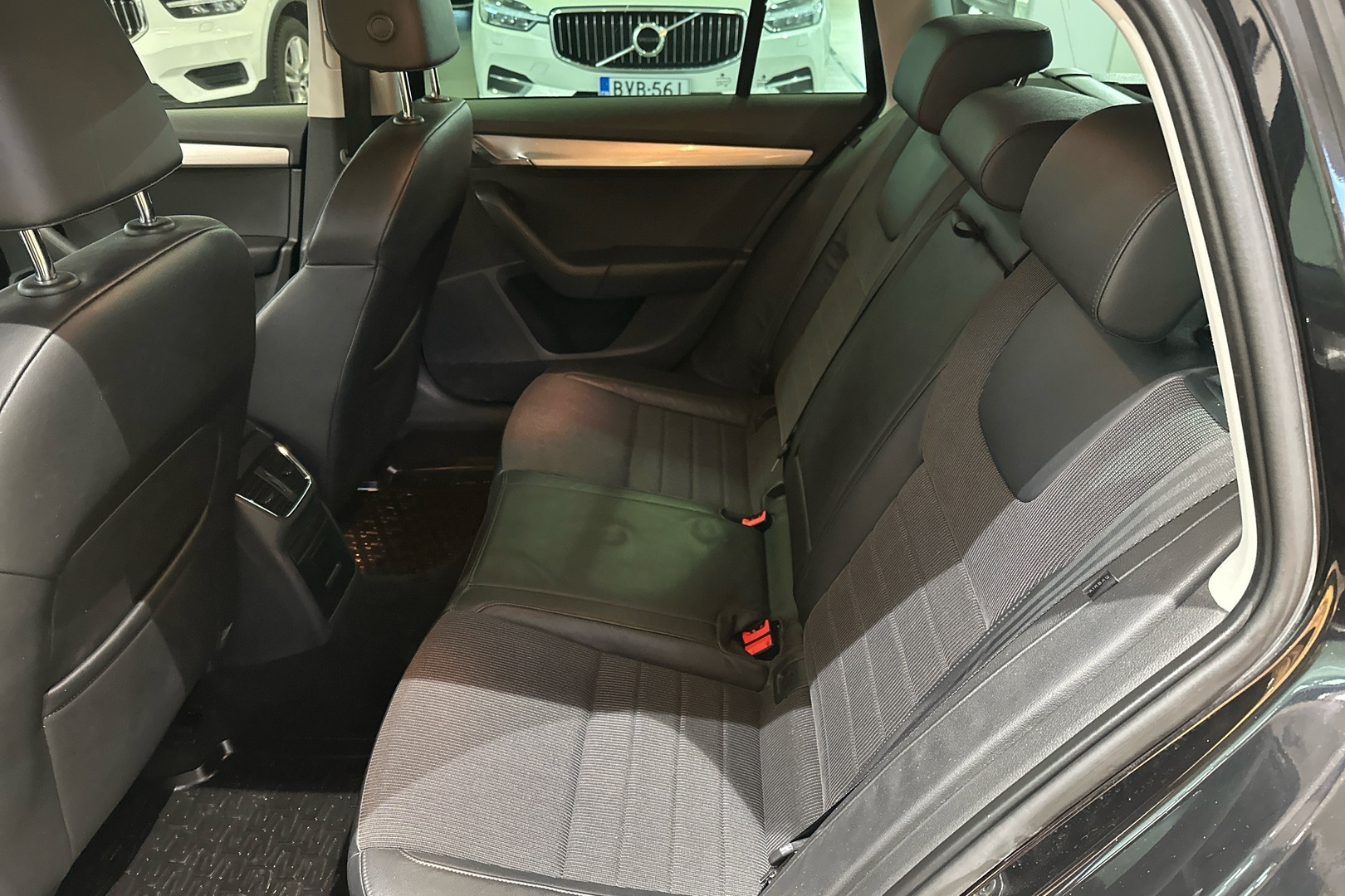 SKODA Octavia 2013