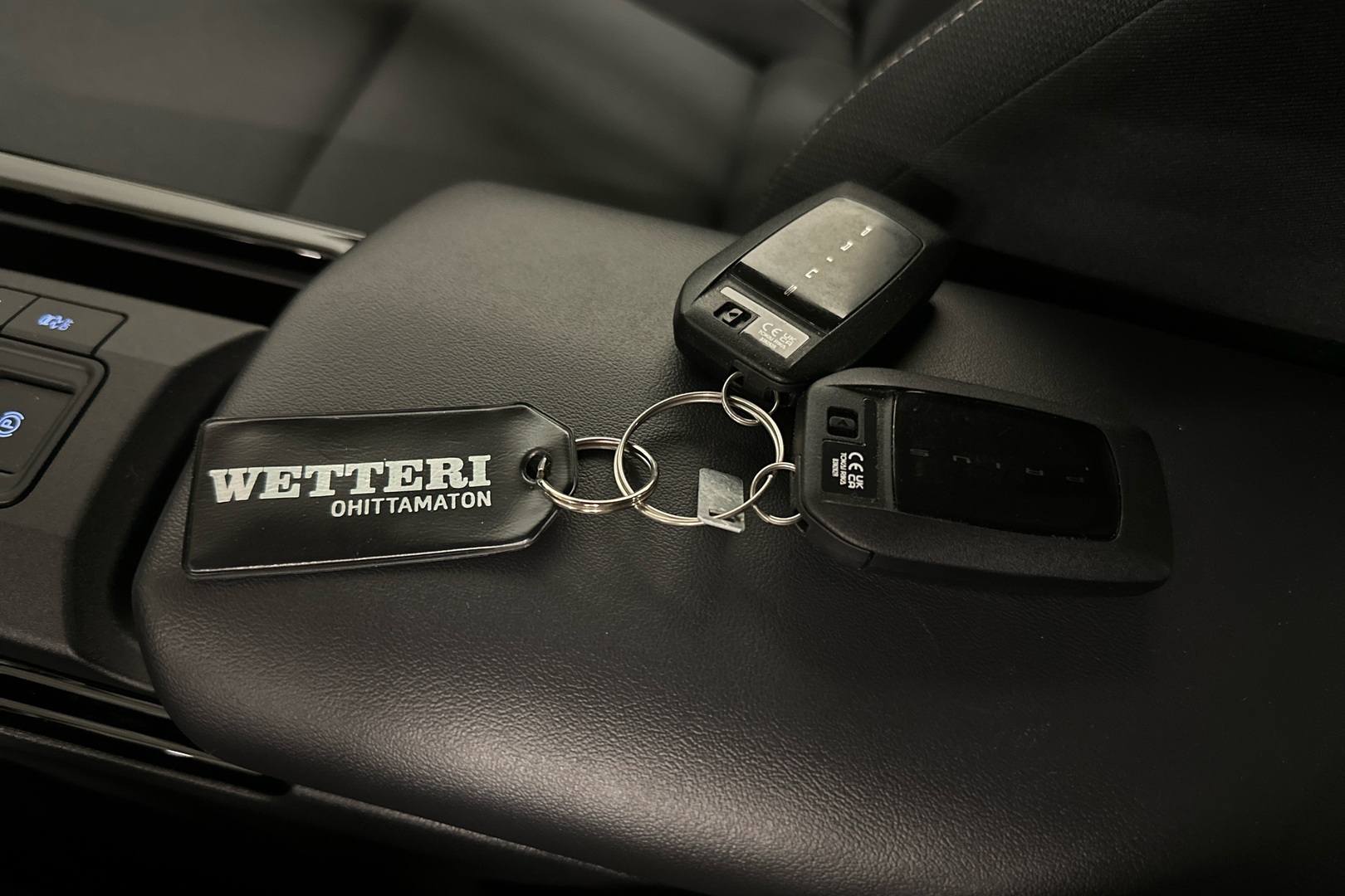 TOYOTA Prius Plug-in 2023