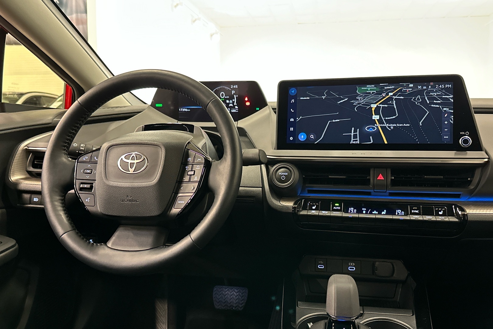 TOYOTA Prius Plug-in 2023