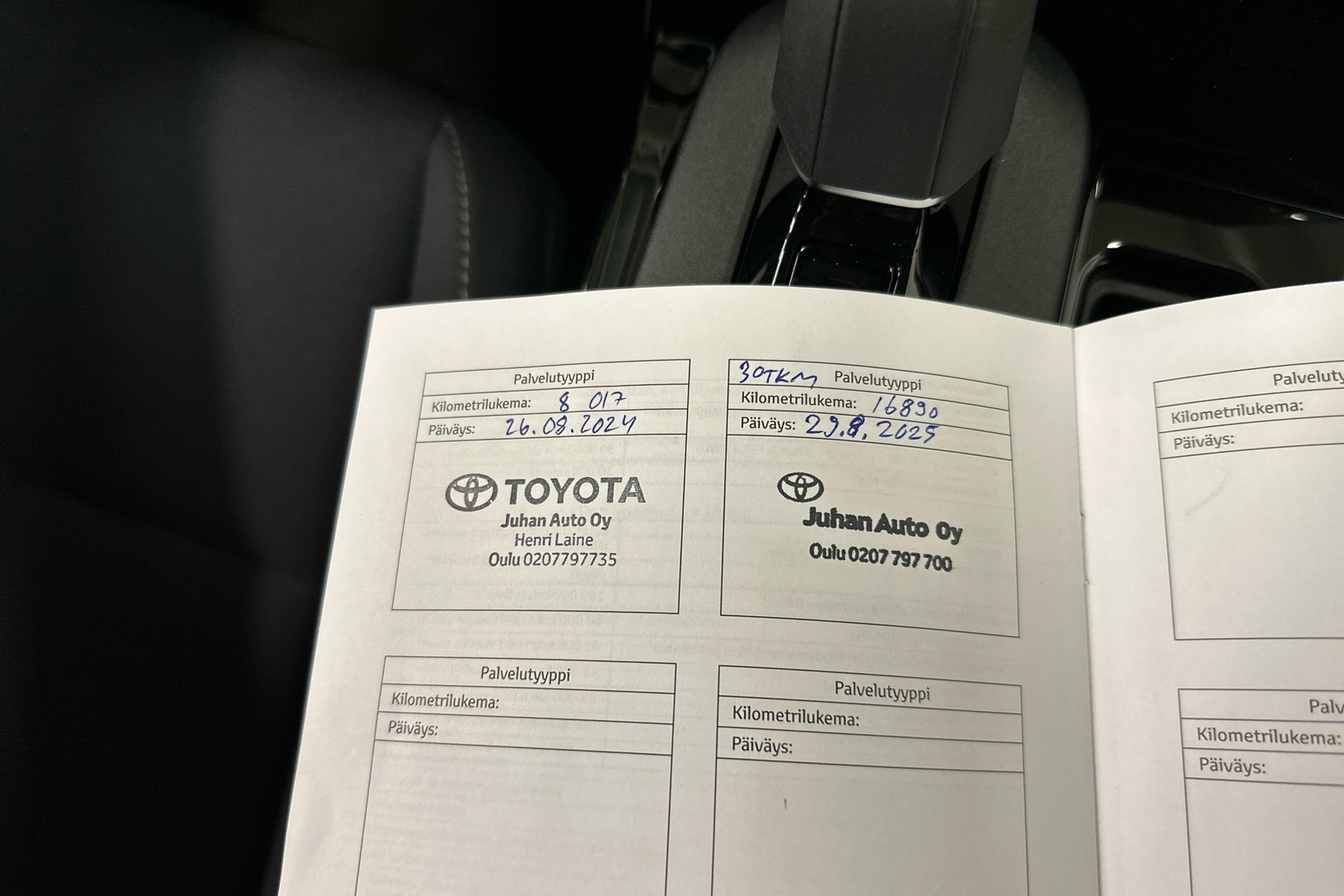 TOYOTA Prius Plug-in 2023