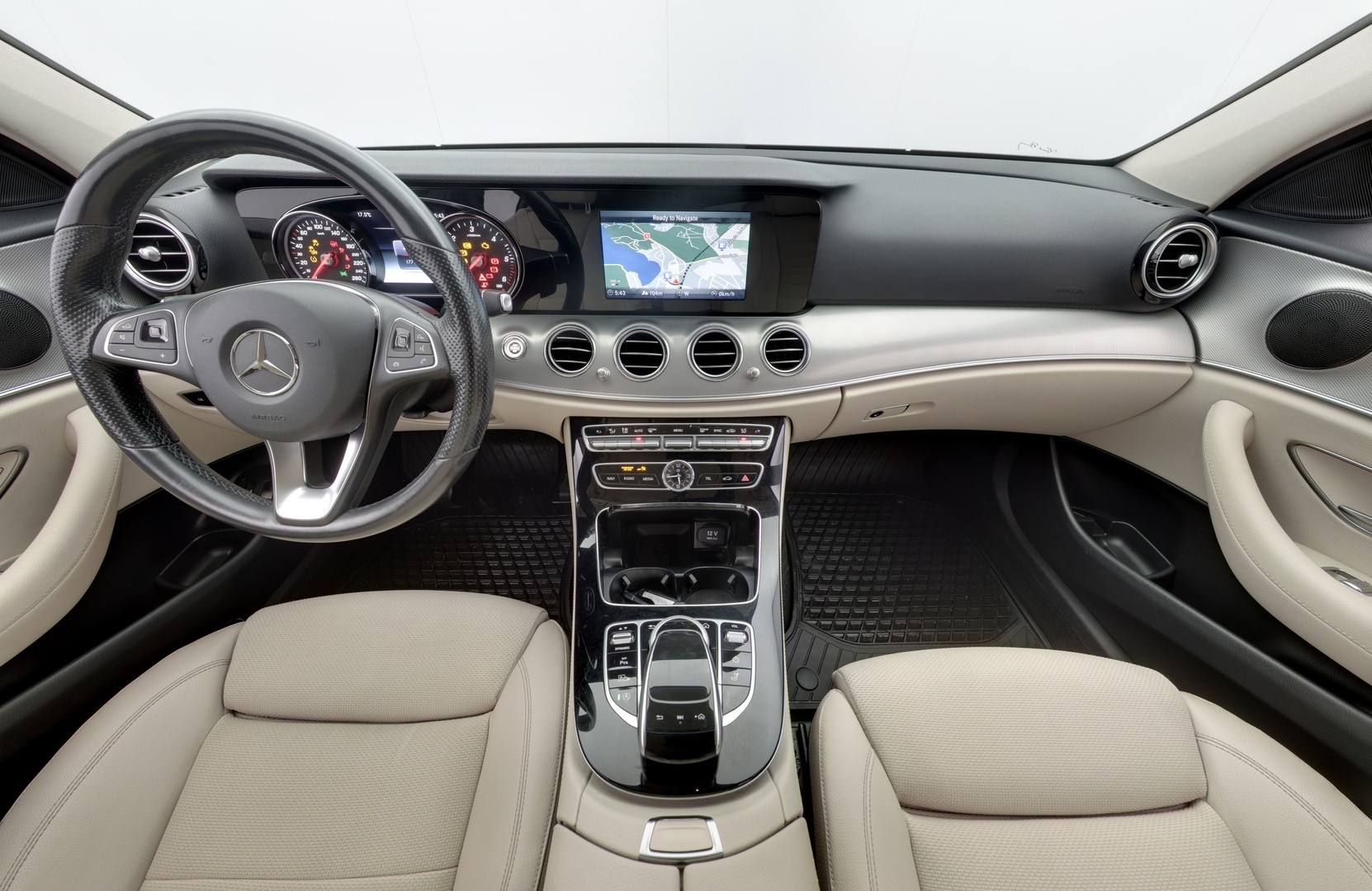 MERCEDES-BENZ E 2017