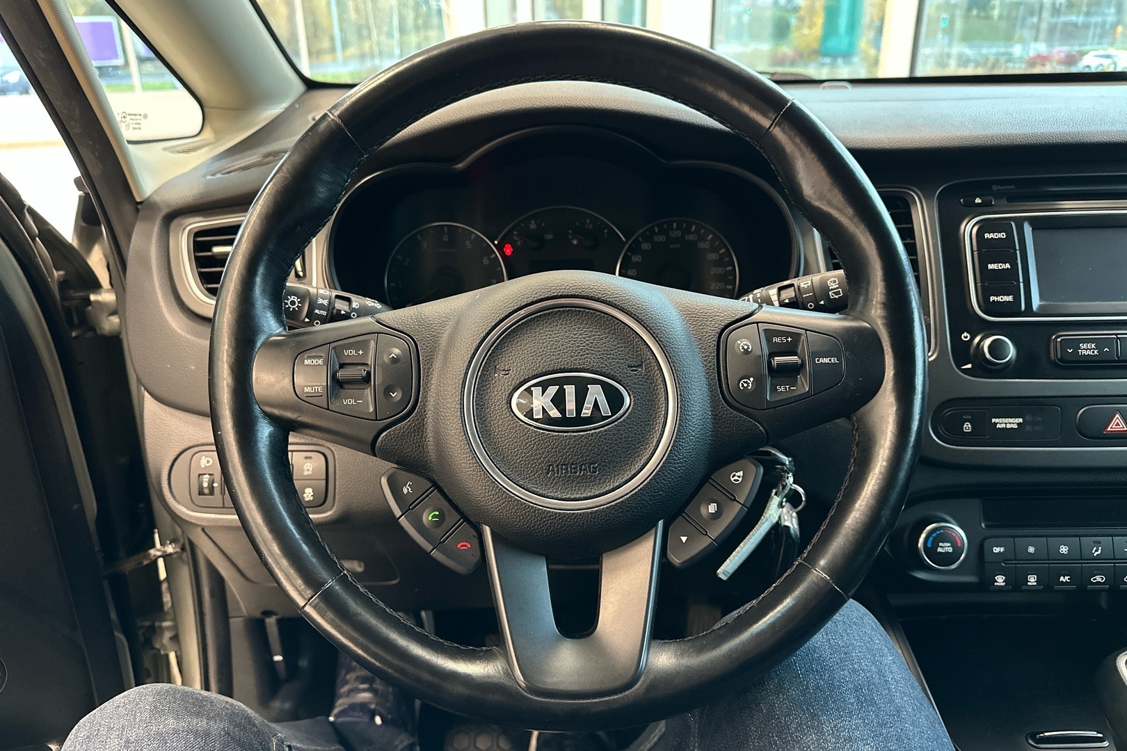 KIA Carens 2015