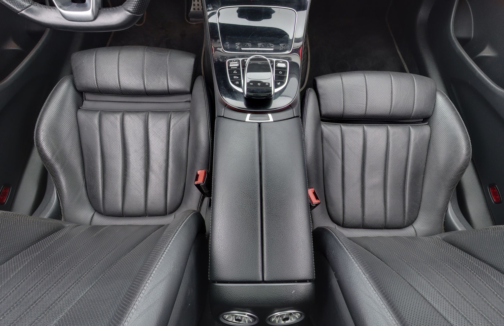 MERCEDES-BENZ E 2018