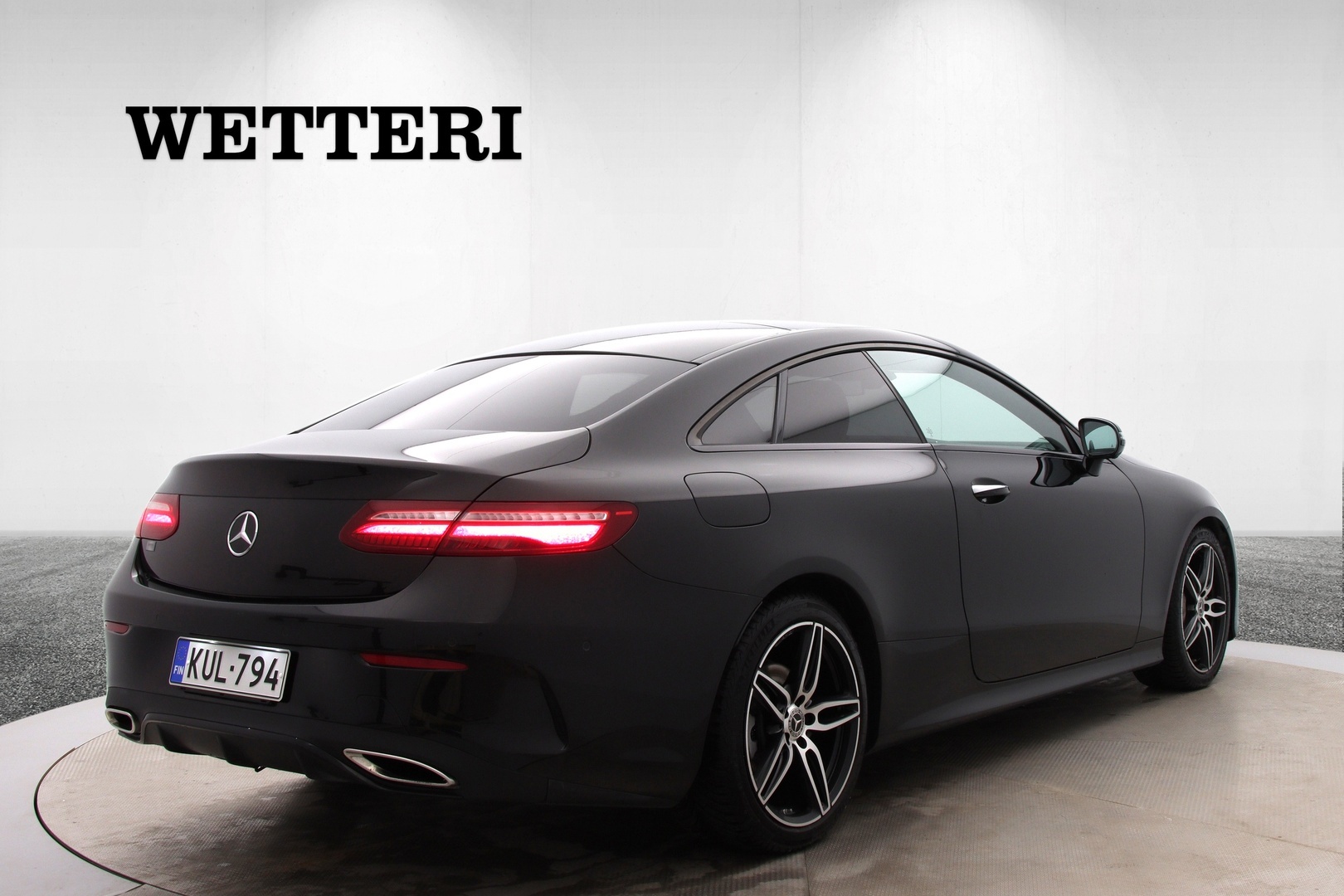 MERCEDES-BENZ E 2018