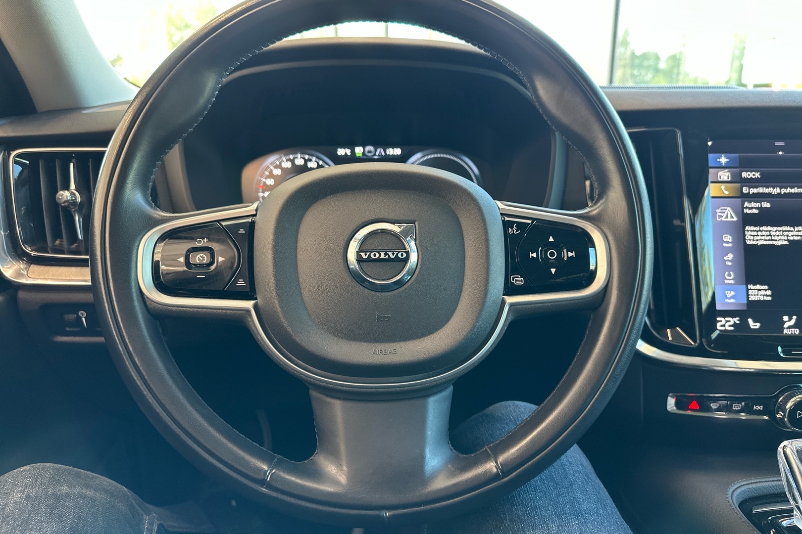 VOLVO V60 2020