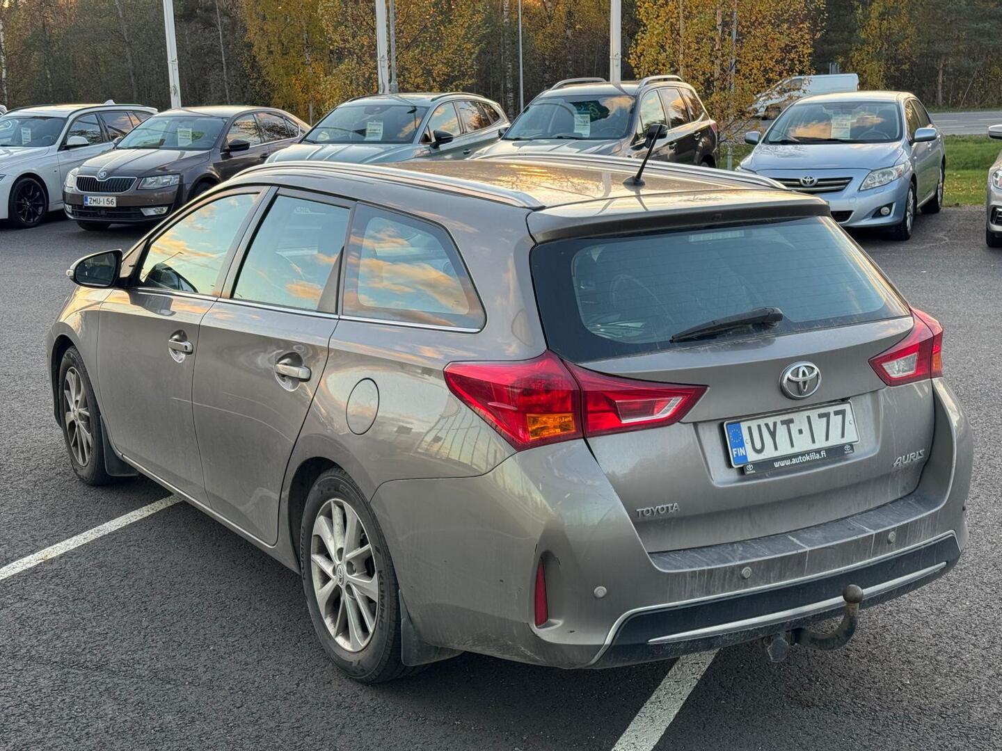 TOYOTA Auris 2014
