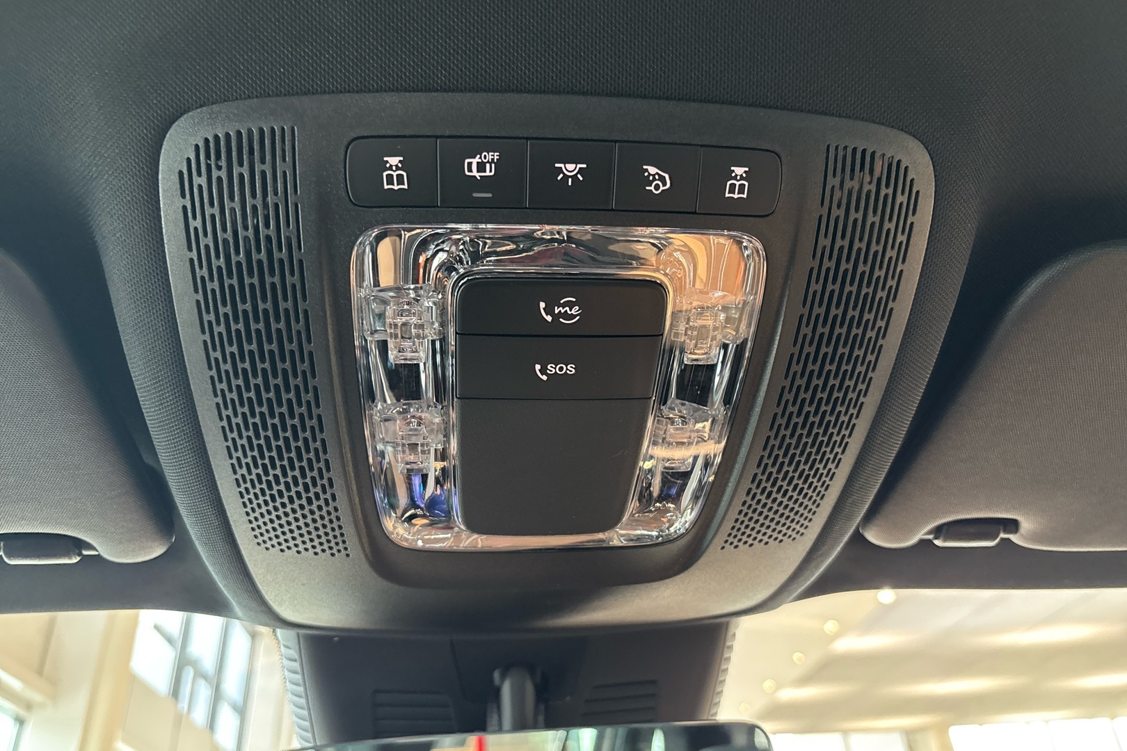MERCEDES-BENZ EQB 2025