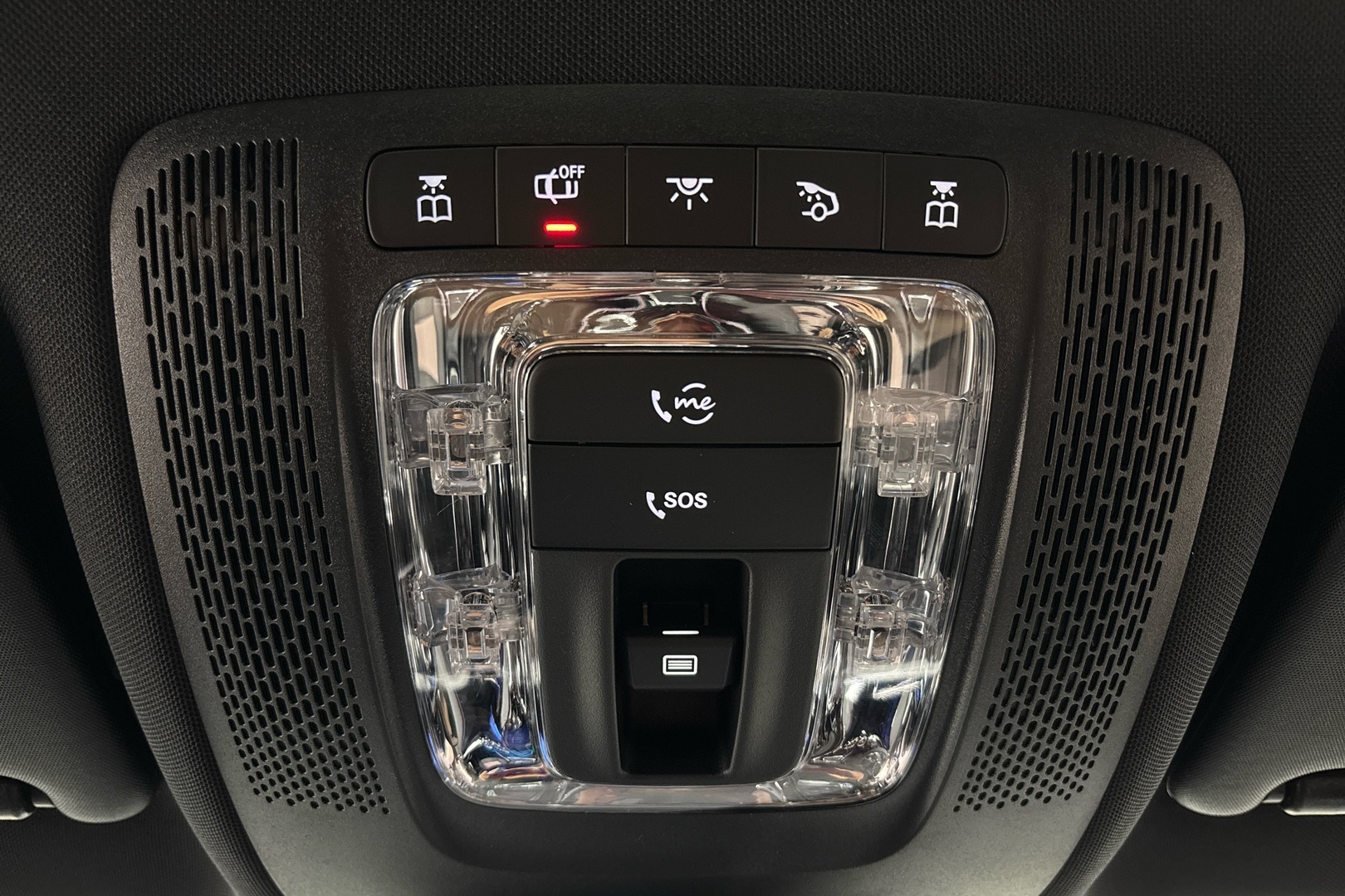 MERCEDES-BENZ EQB 2025