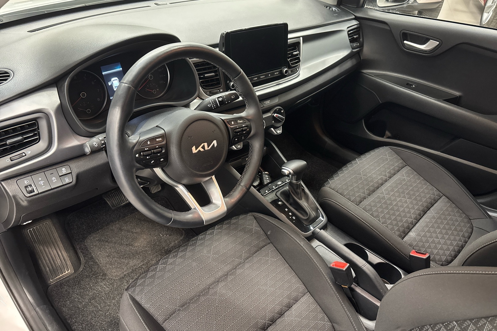 KIA Rio 2023