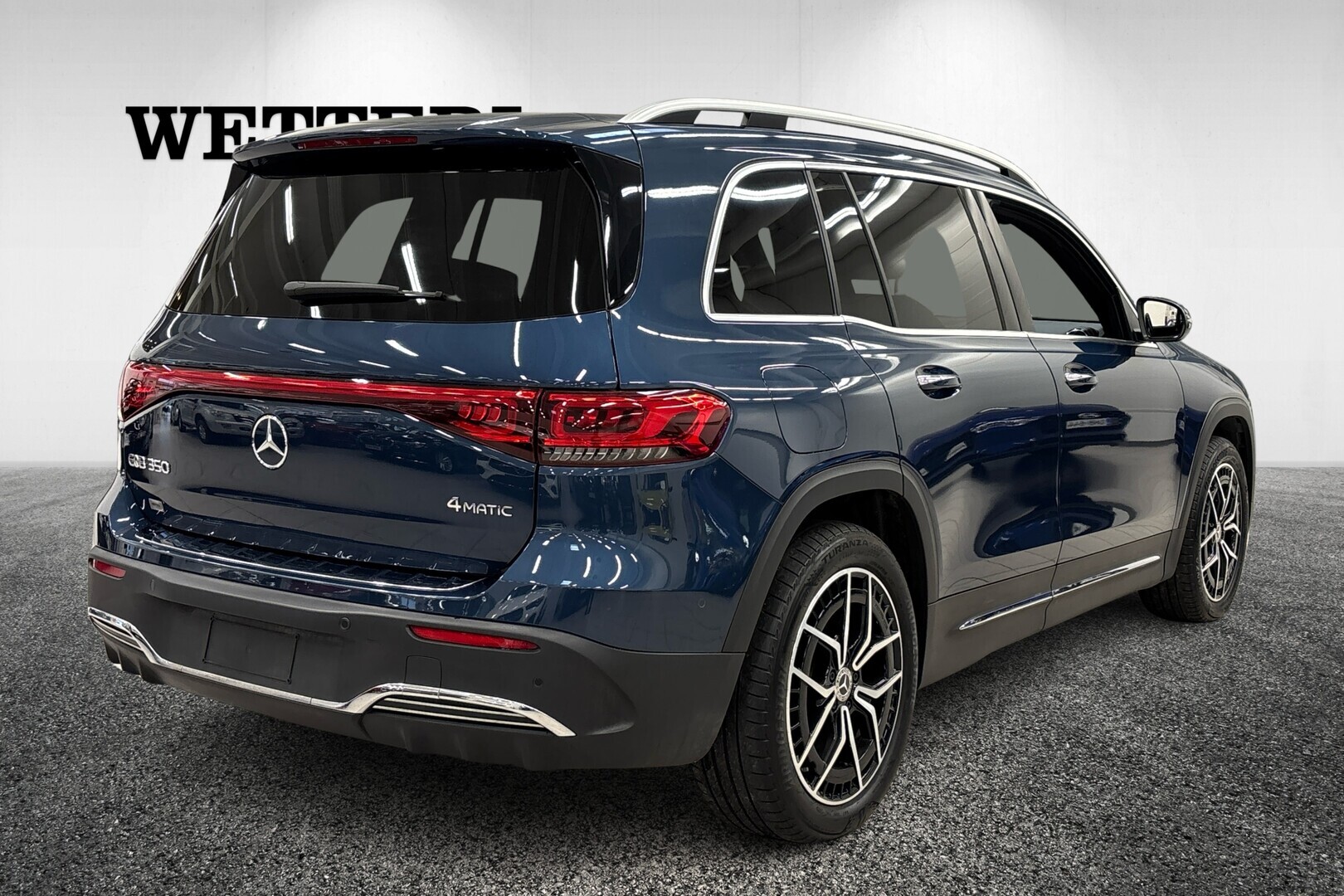 MERCEDES-BENZ EQB 2023