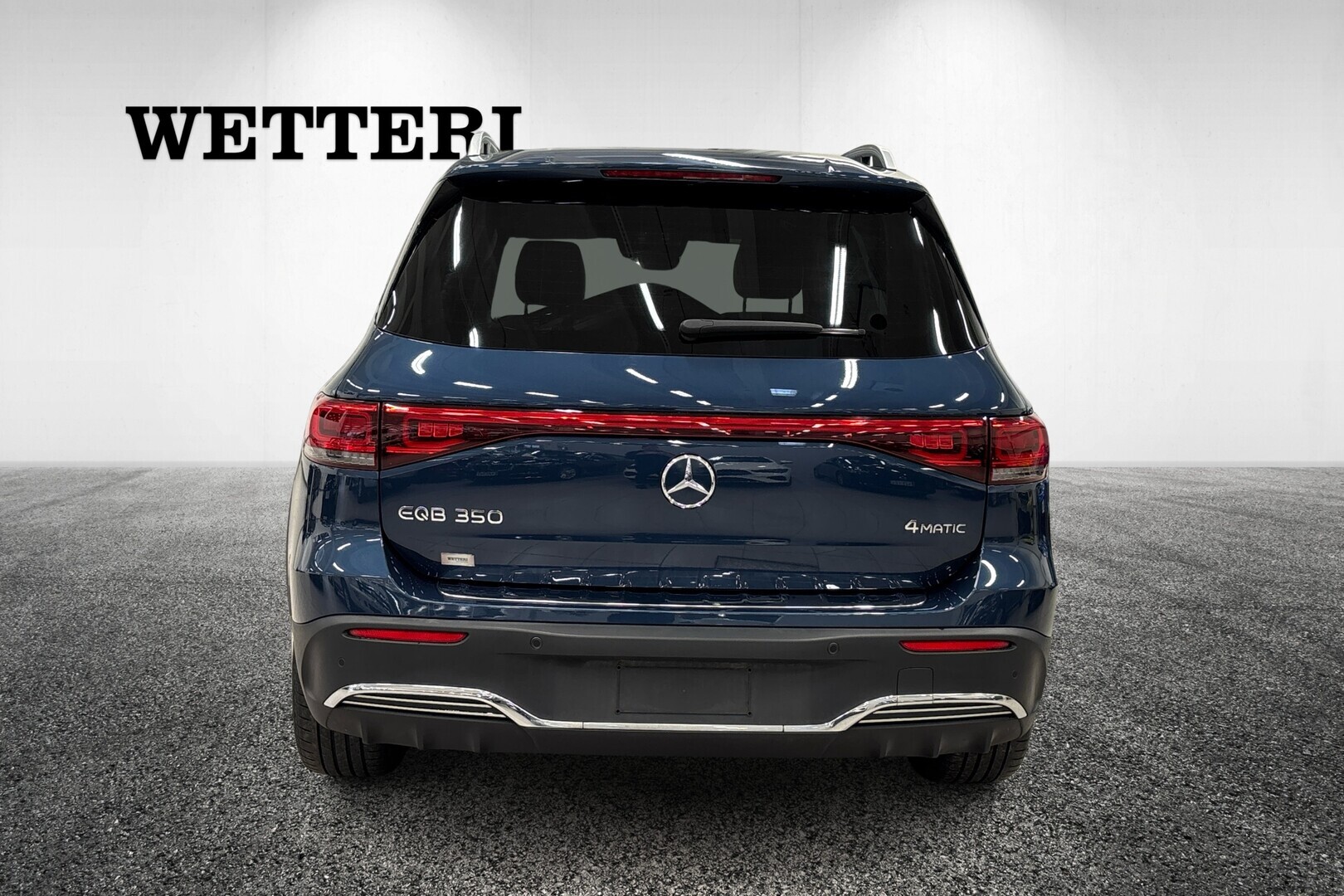 MERCEDES-BENZ EQB 2023