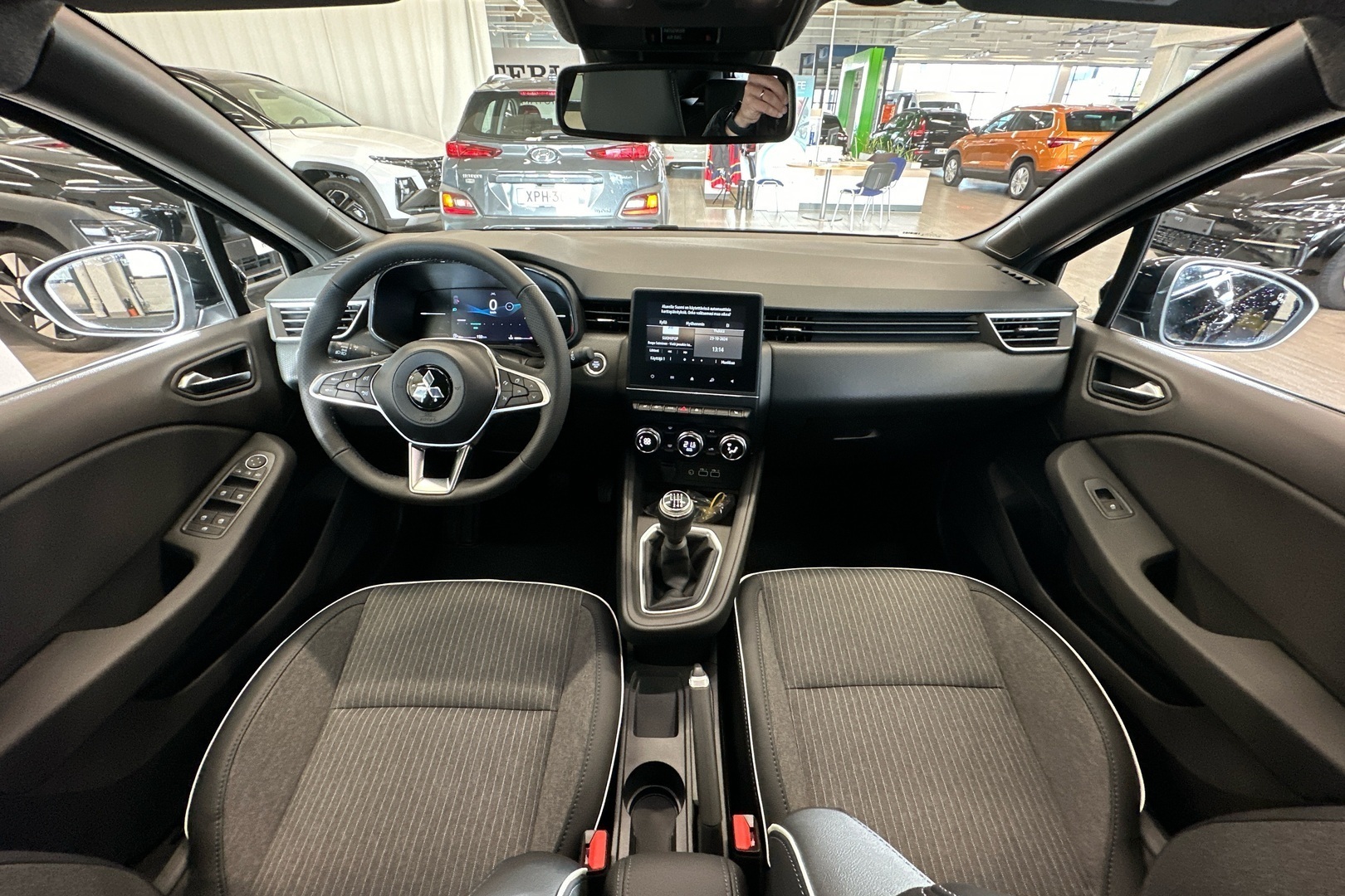 MITSUBISHI Colt 2025