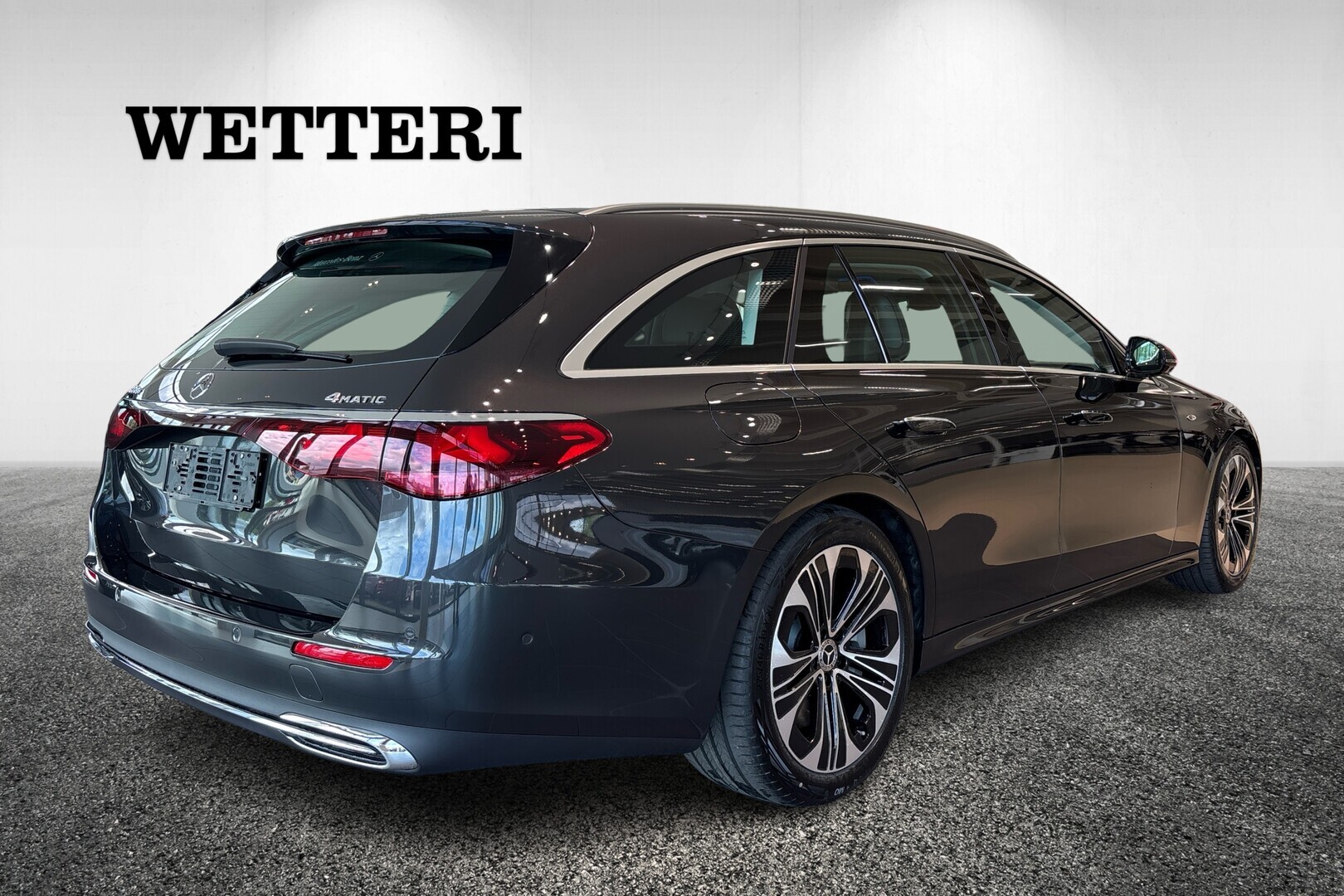 MERCEDES-BENZ E 2025