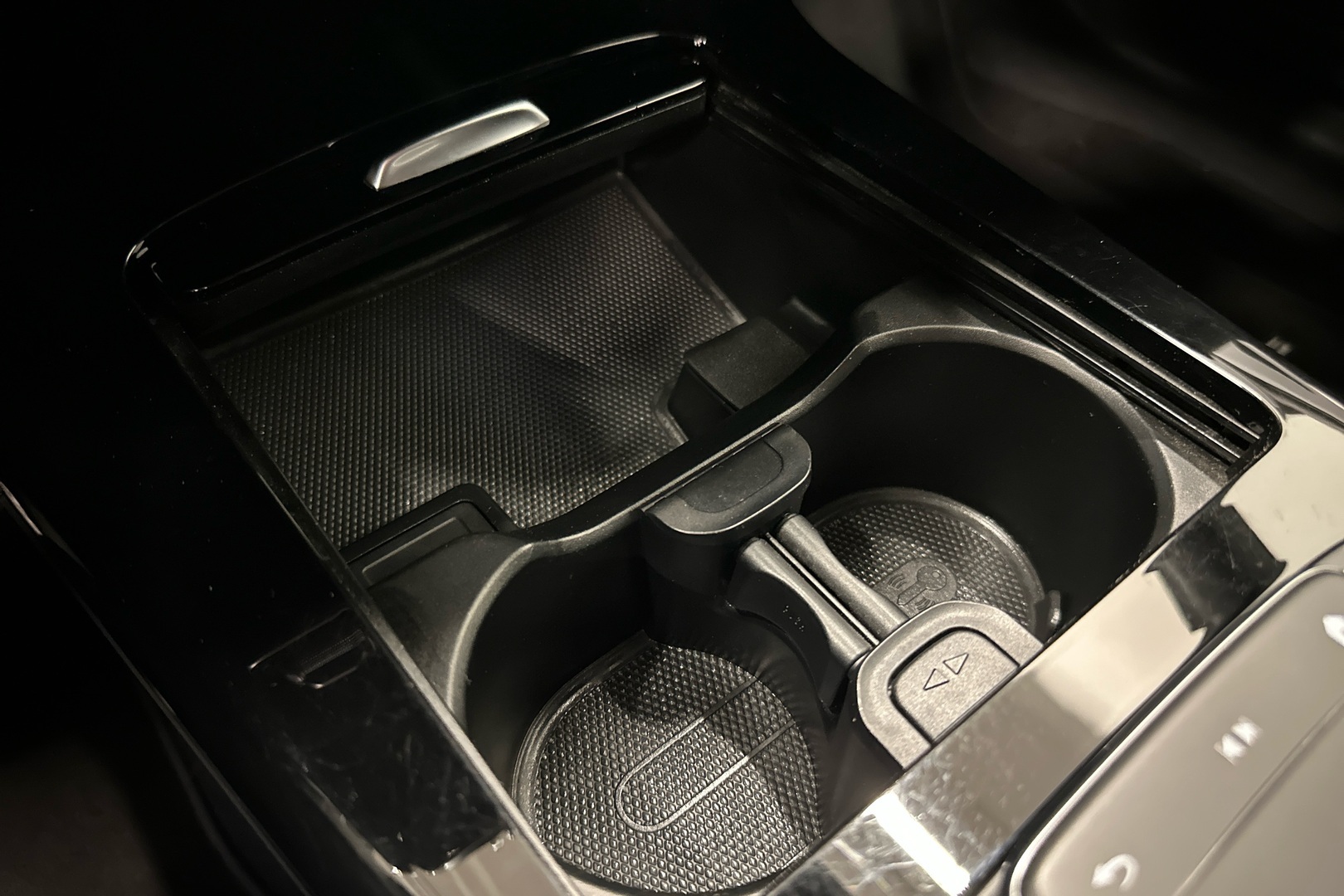 MERCEDES-BENZ CLA 2020