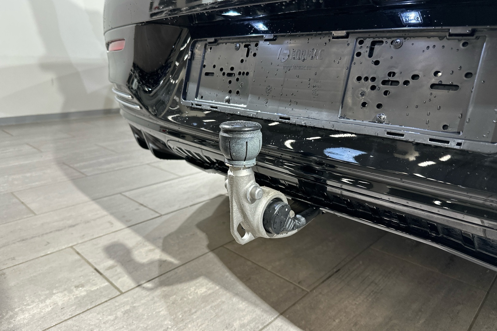 MERCEDES-BENZ EQE 2024