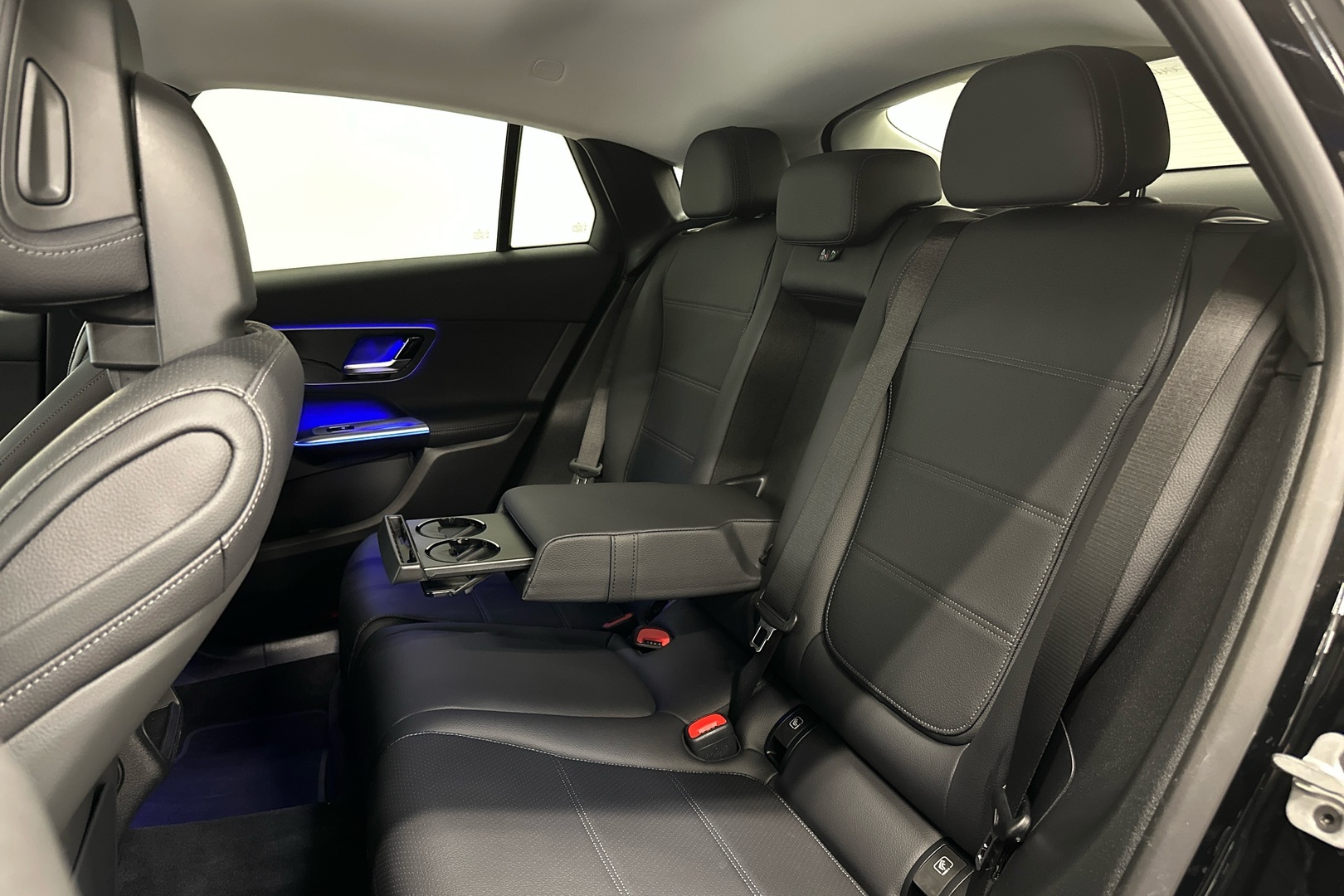 MERCEDES-BENZ GLC 2025