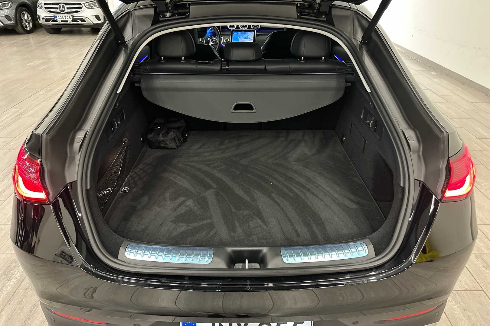 MERCEDES-BENZ GLC 2025