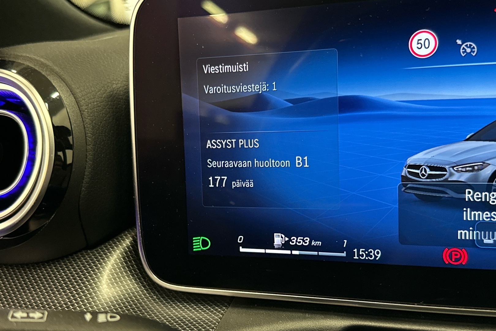 MERCEDES-BENZ C 2023