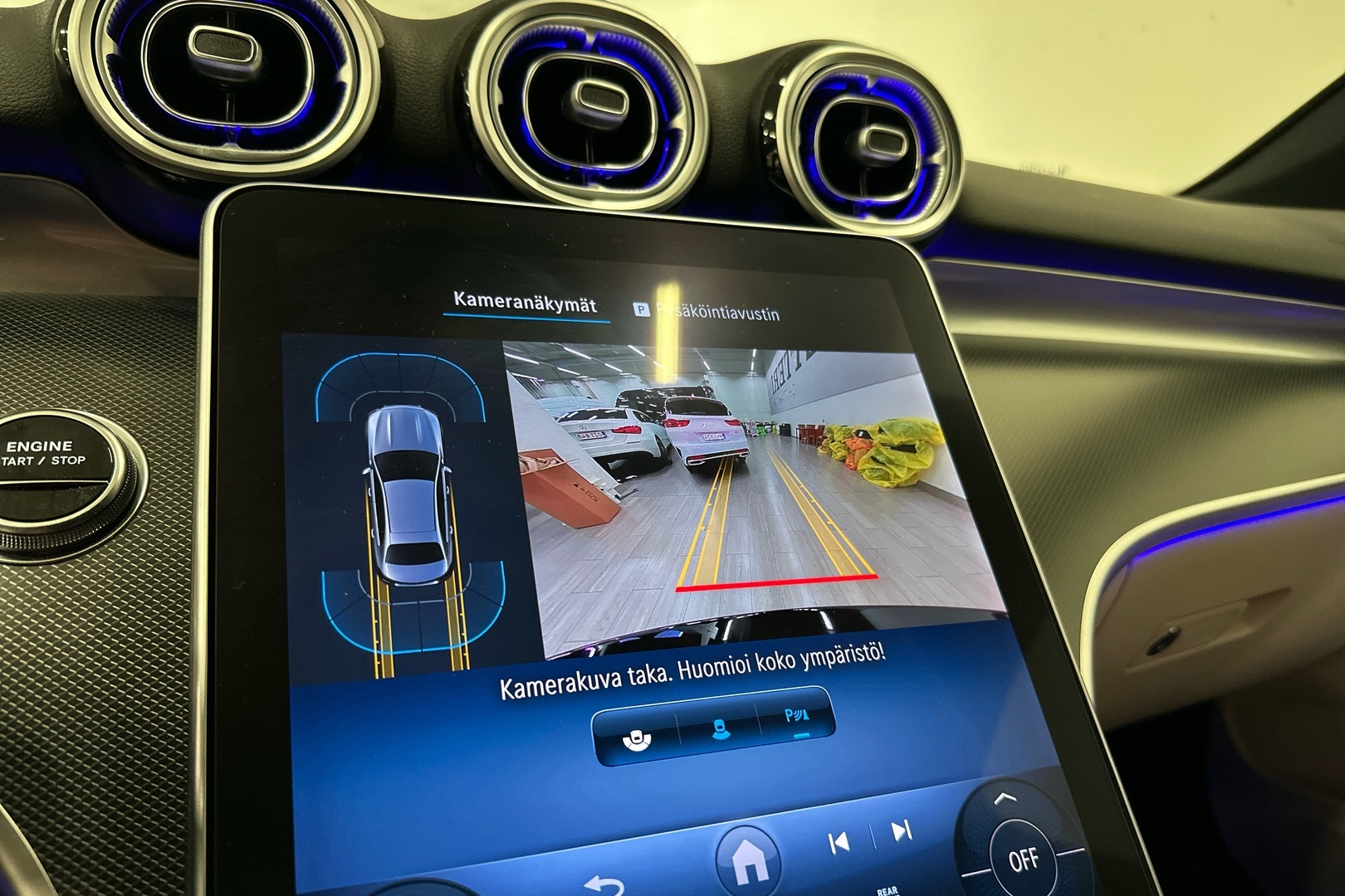 MERCEDES-BENZ C 2023