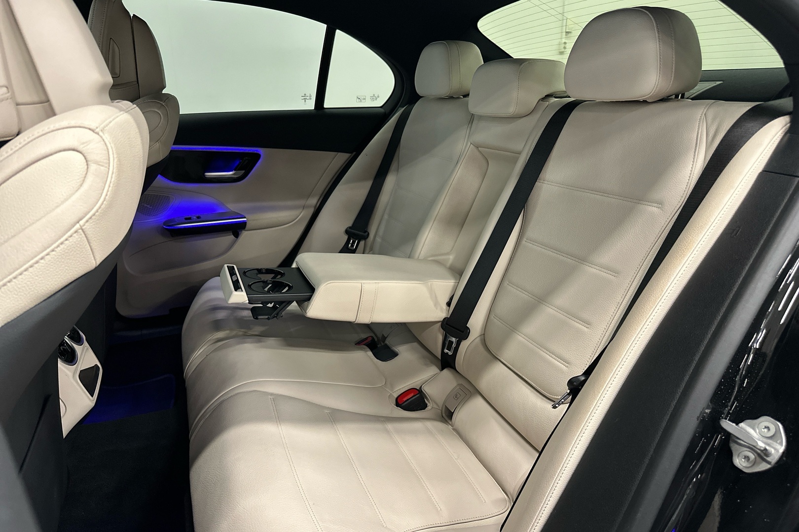 MERCEDES-BENZ C 2023