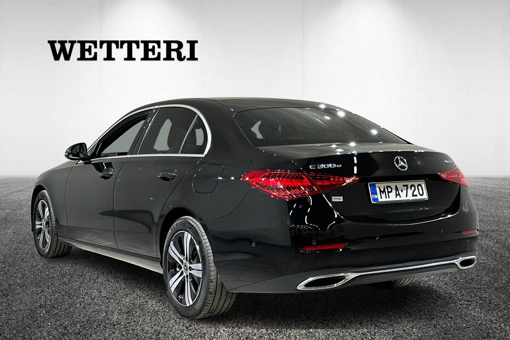 MERCEDES-BENZ C 2023