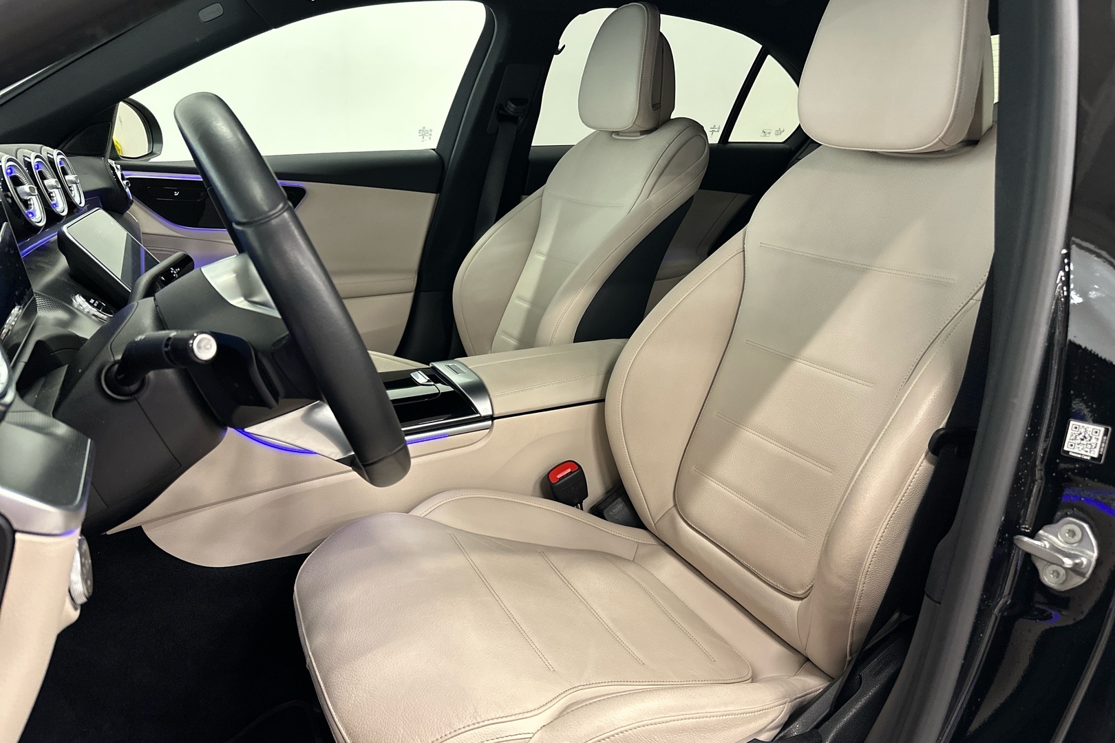 MERCEDES-BENZ C 2023